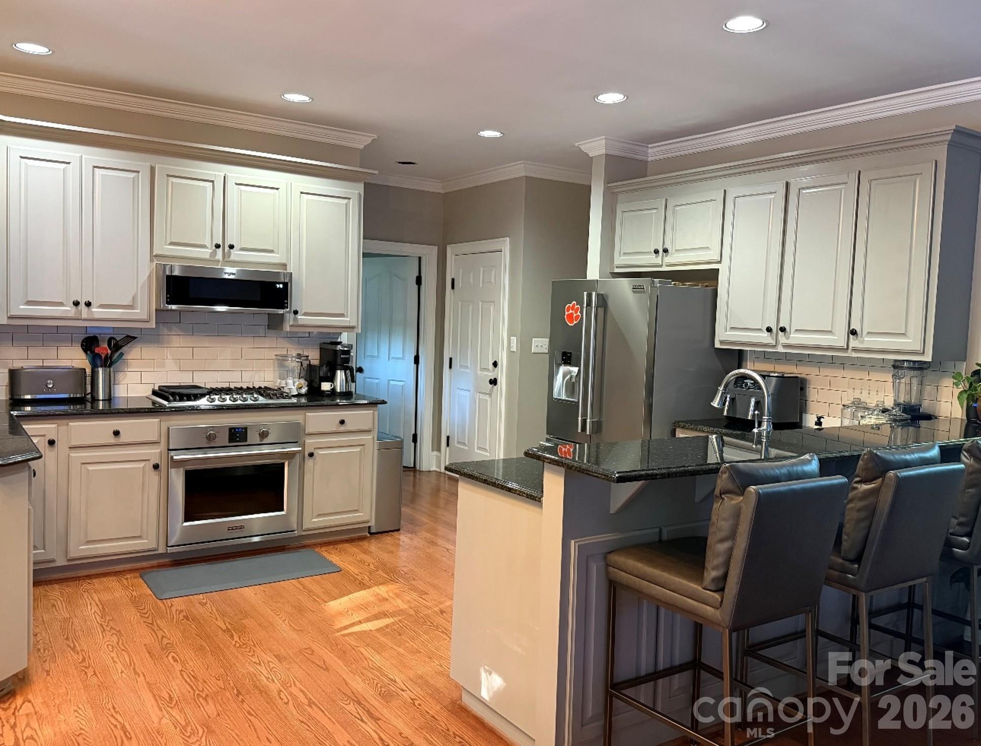 Single Family Residence at 18719 Cannon Crossing Way, Davidson, photo 8 of 43