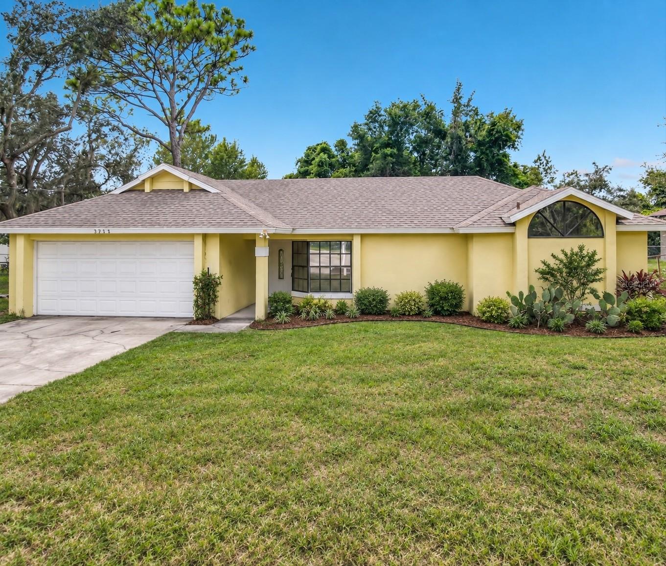 Single Family Residence at 3208 LAKE HELEN OSTEEN RD, DELTONA