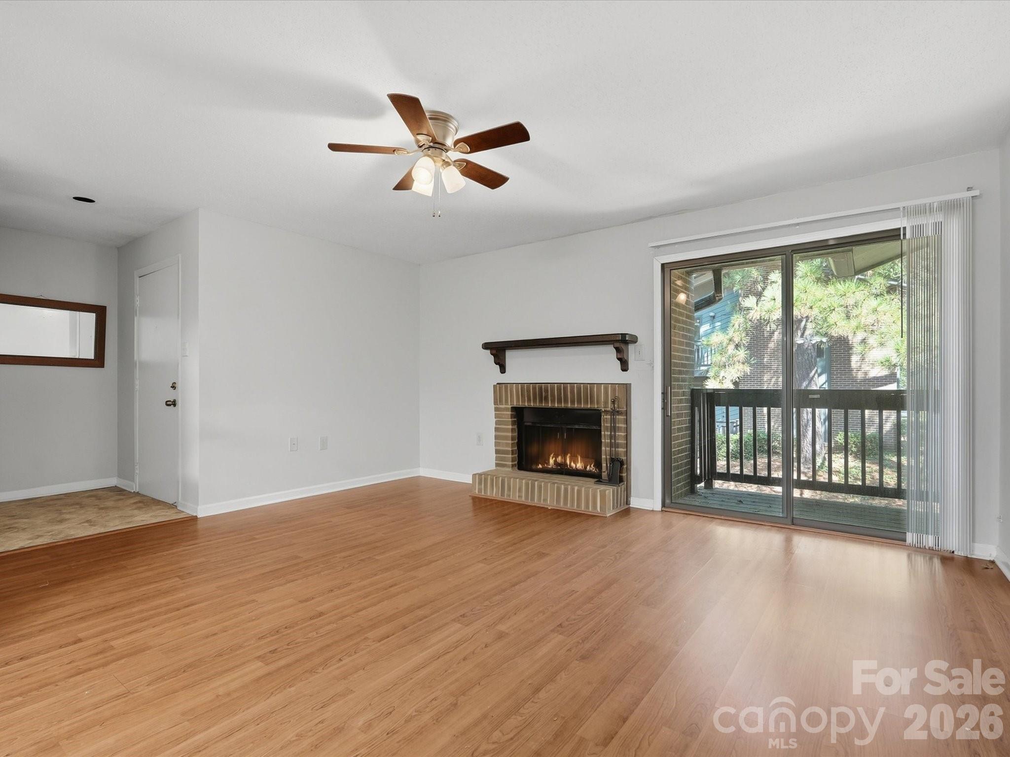 Condominium at 5024 Sardis Road, Charlotte, photo 11 of 36