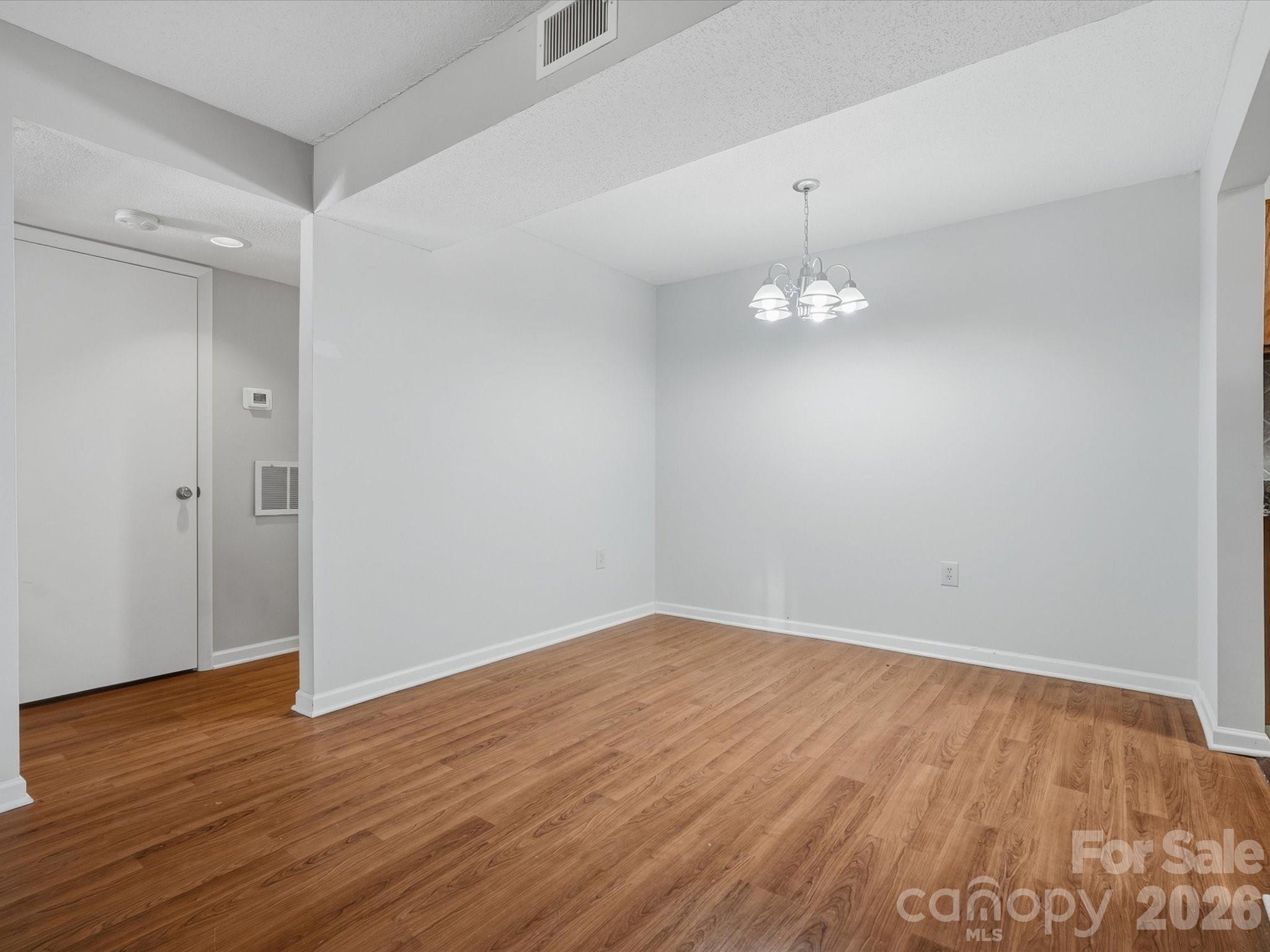 Condominium at 5024 Sardis Road, Charlotte, photo 22 of 36
