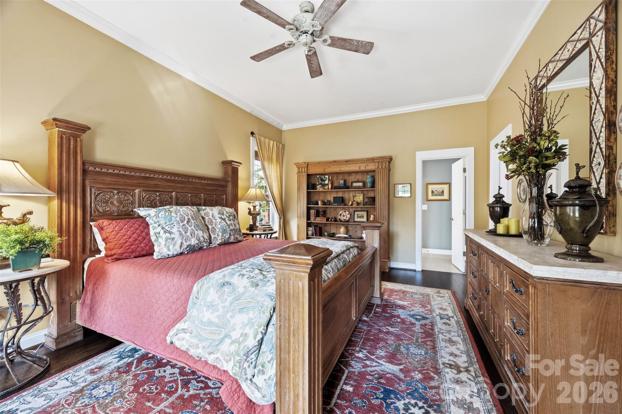 Primary bedroom - 240 Hawthorne Park Avenue, Belmont