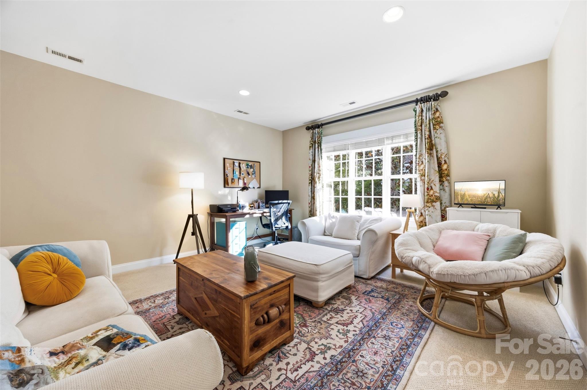Loft - 240 Hawthorne Park Avenue, Belmont