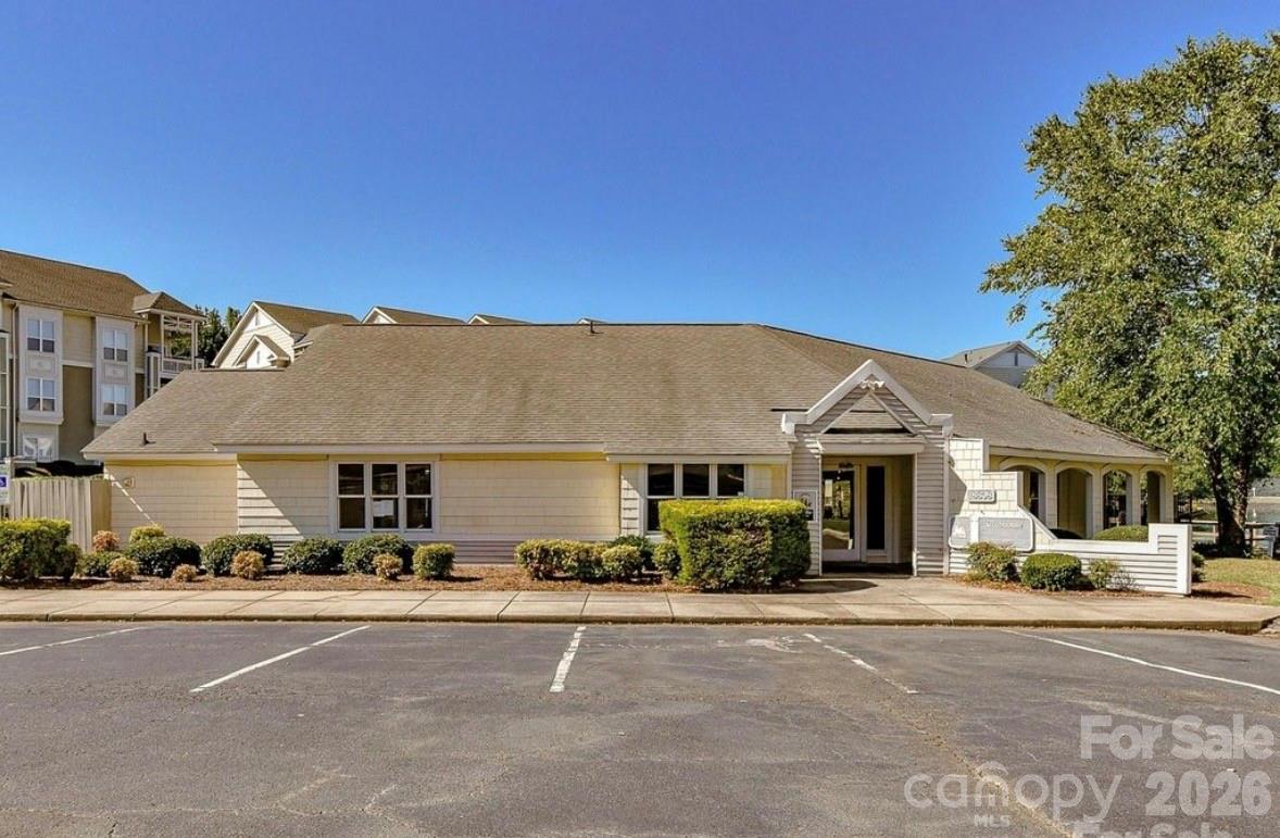 Condominium at 18809 Nautical Drive, Cornelius, photo 40 of 43