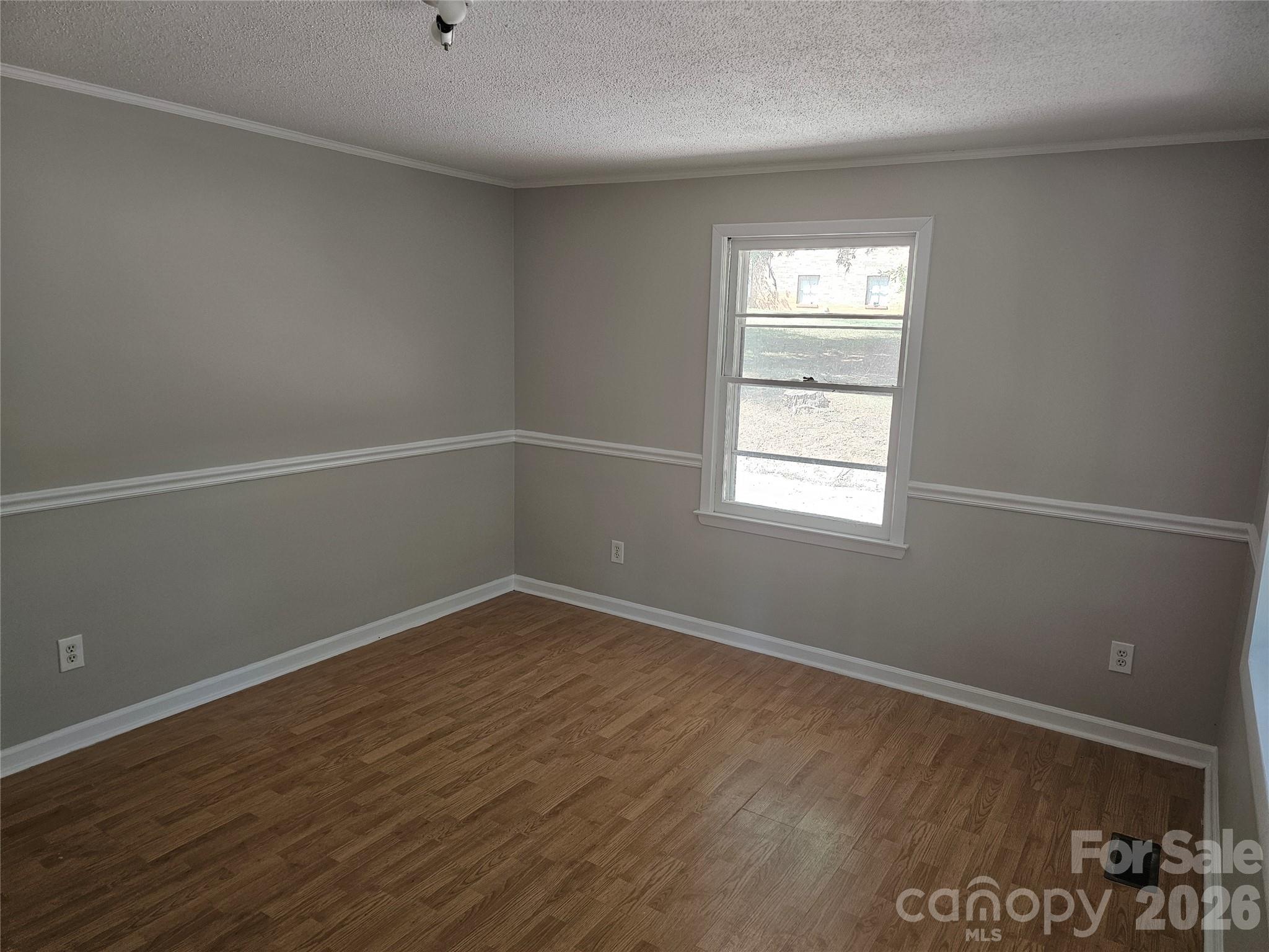 Living Room - 2782 West View Street, Hickory