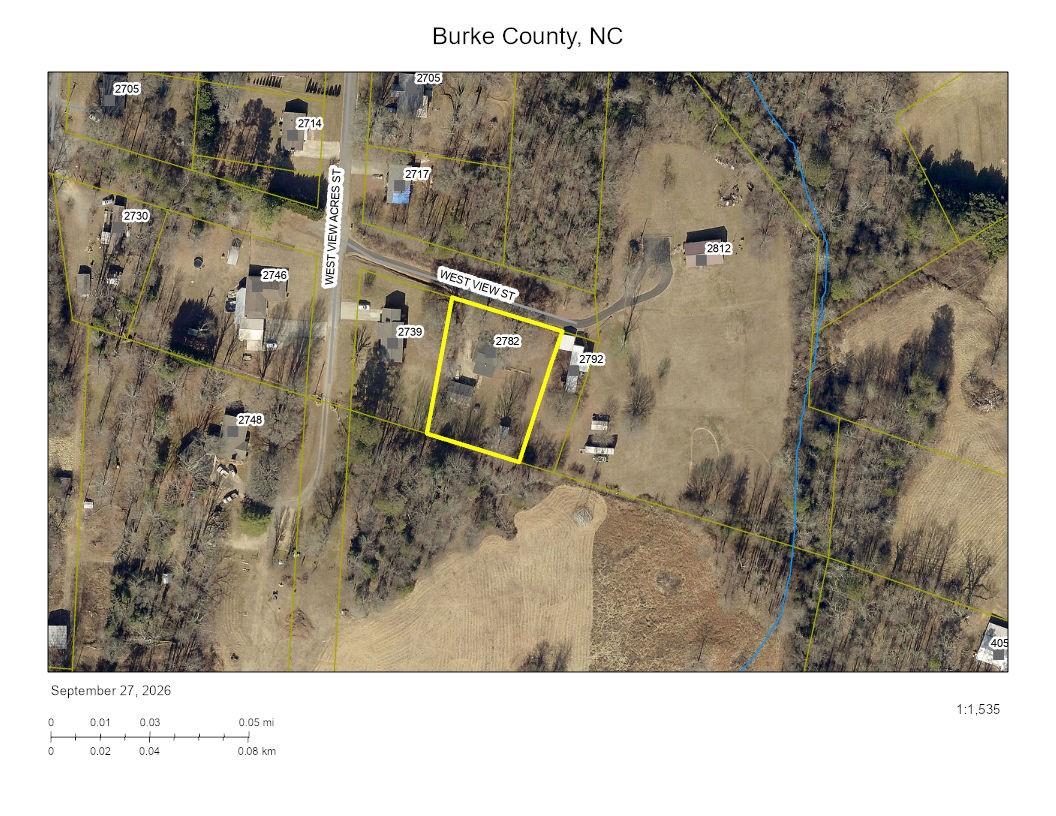 Very private location - 2782 West View Street, Hickory