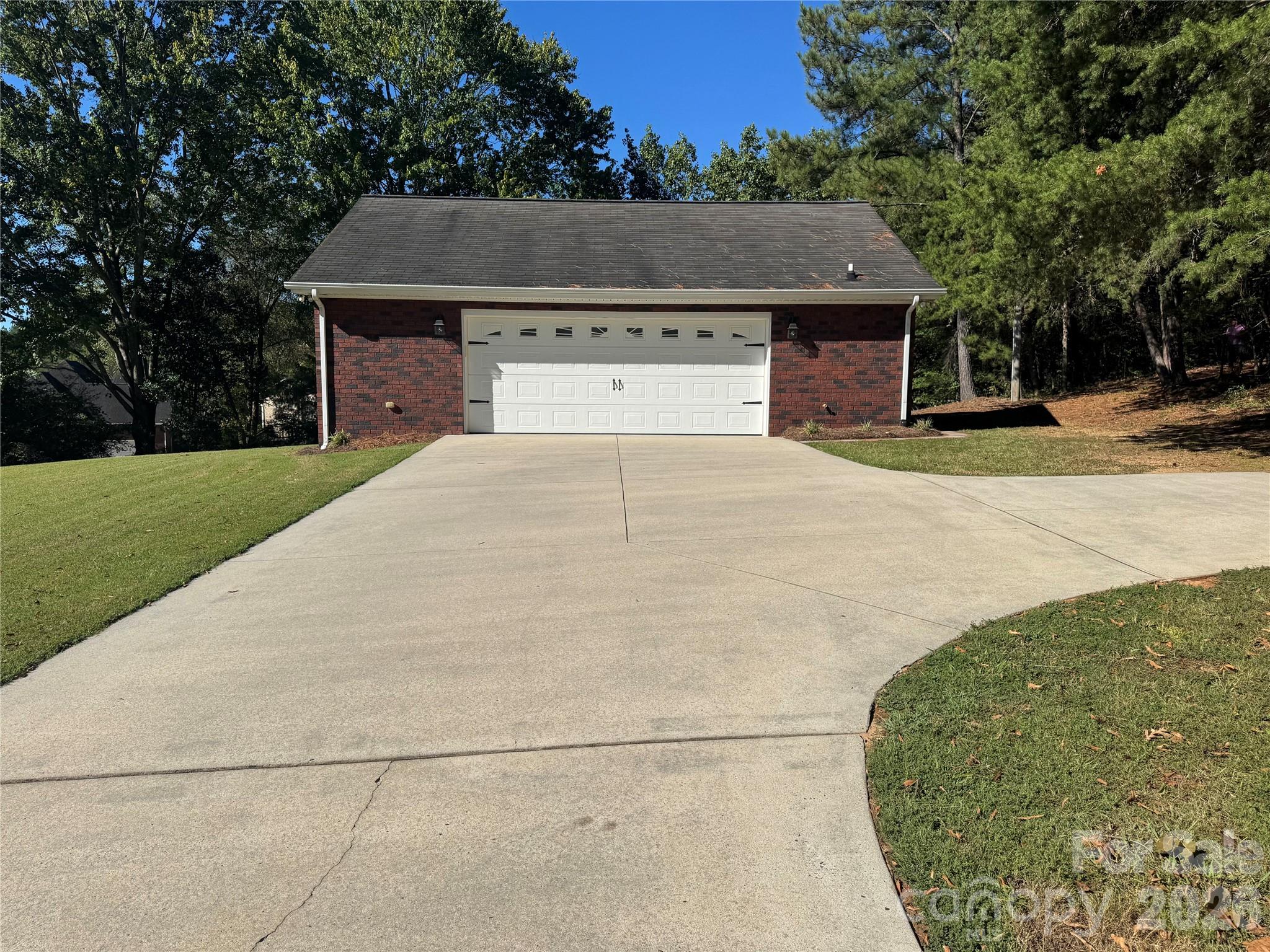 30 x 35 detached garage/workshop - 309 Imperial Way, Albemarle