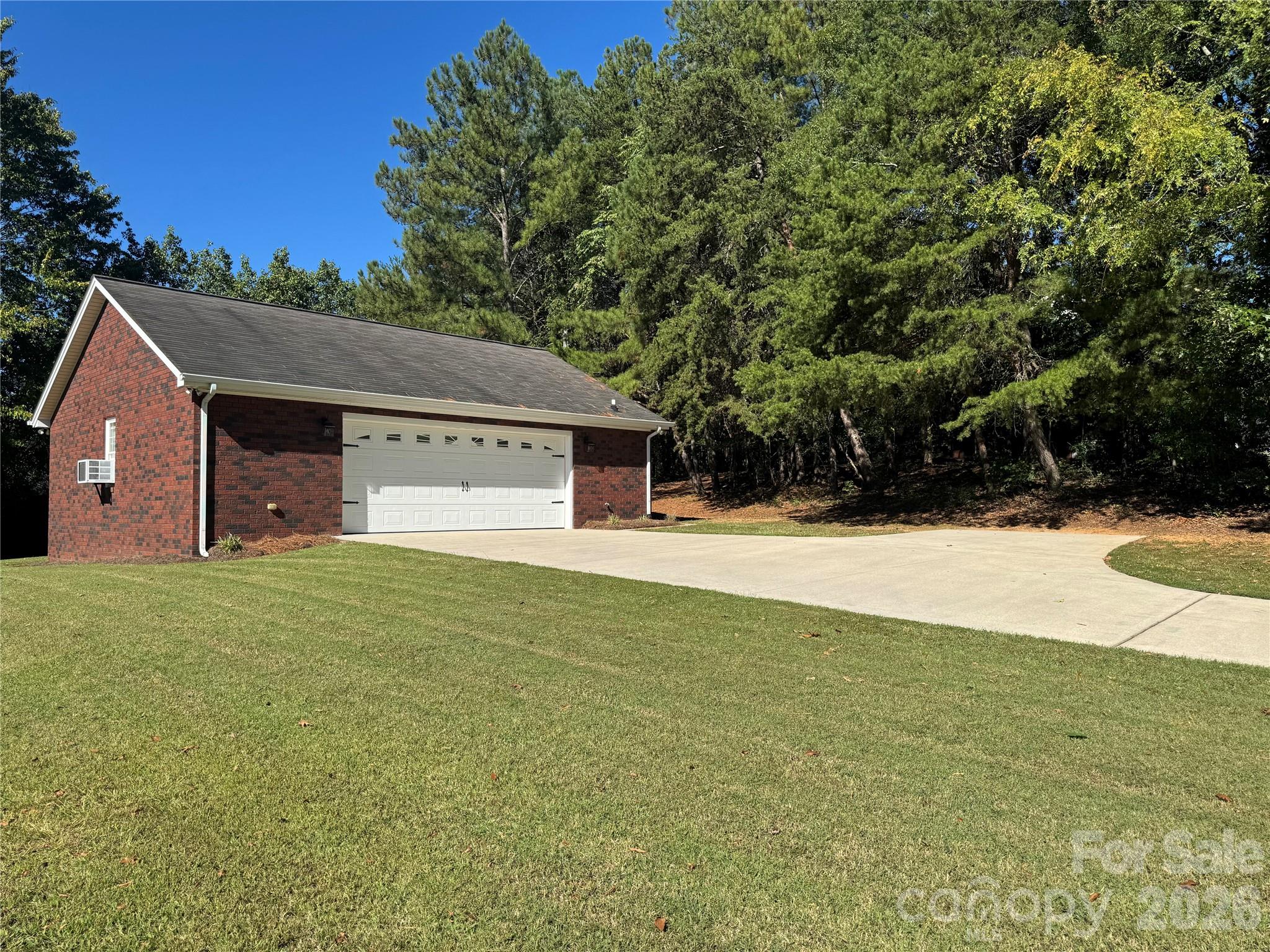 Single Family Residence at 309 Imperial Way, Albemarle, photo 5 of 47