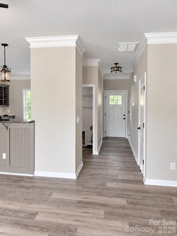 Single Family Residence at 11116 Heritage Green Drive, Cornelius, photo 4 of 15