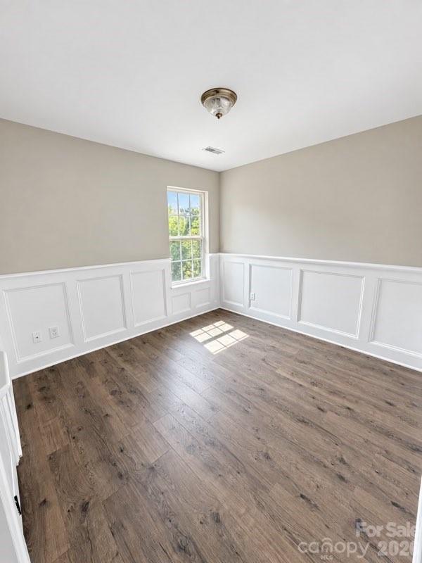 Single Family Residence at 11116 Heritage Green Drive, Cornelius, photo 9 of 15