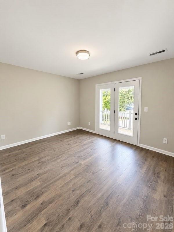 Single Family Residence at 11116 Heritage Green Drive, Cornelius, photo 13 of 15