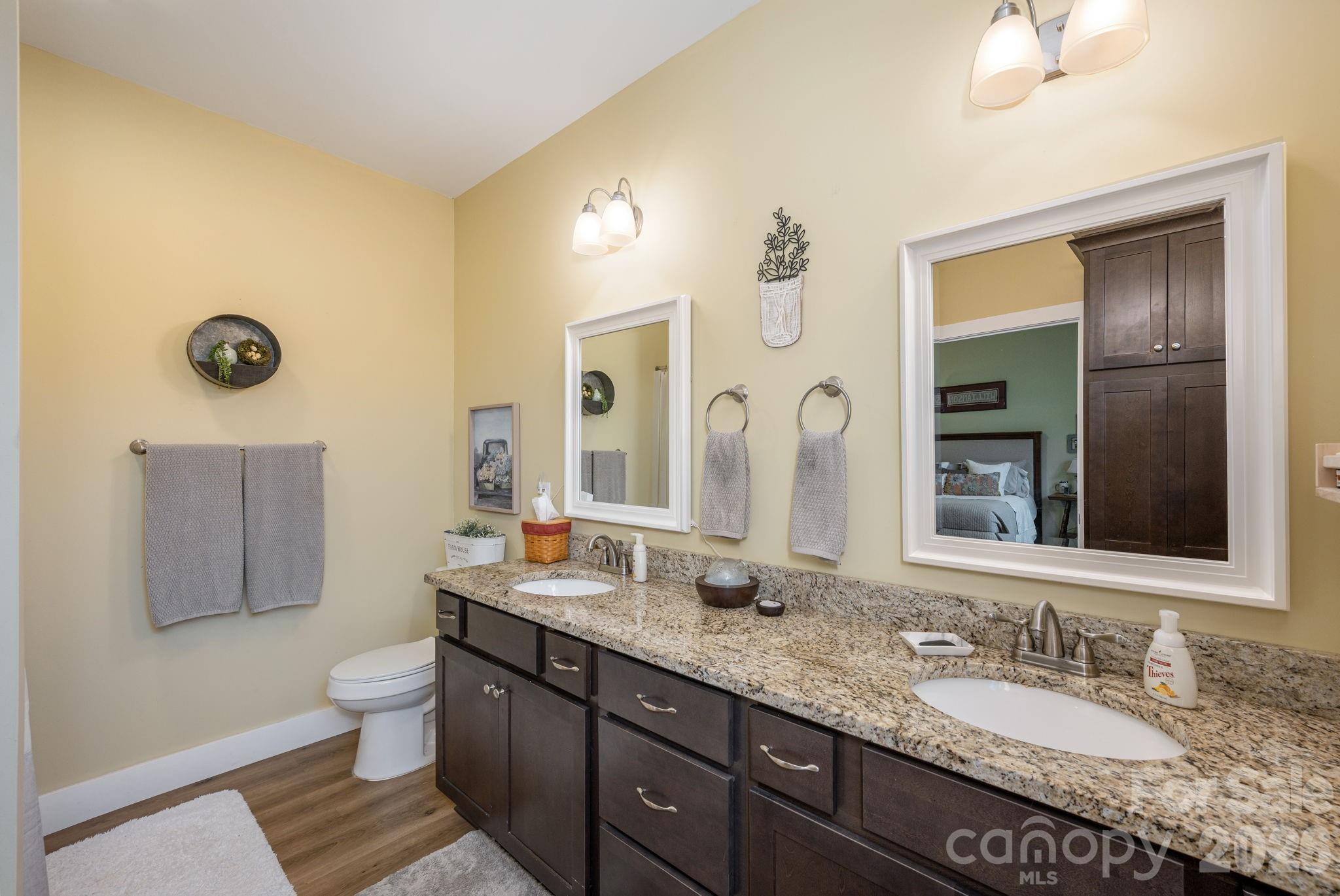 Primary bathroom - 27 Day Lilly Court, Hendersonville