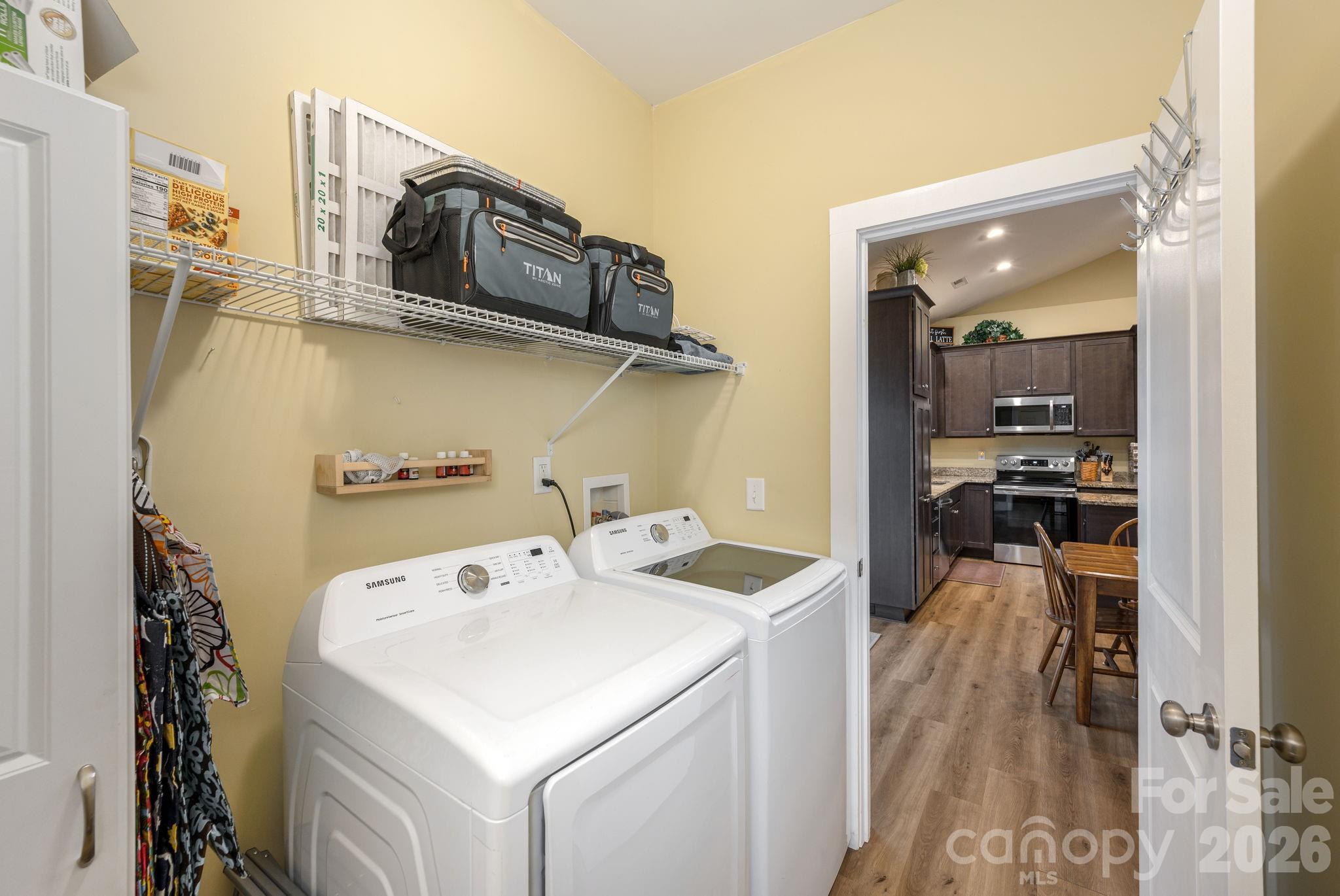 Laundry room - 27 Day Lilly Court, Hendersonville