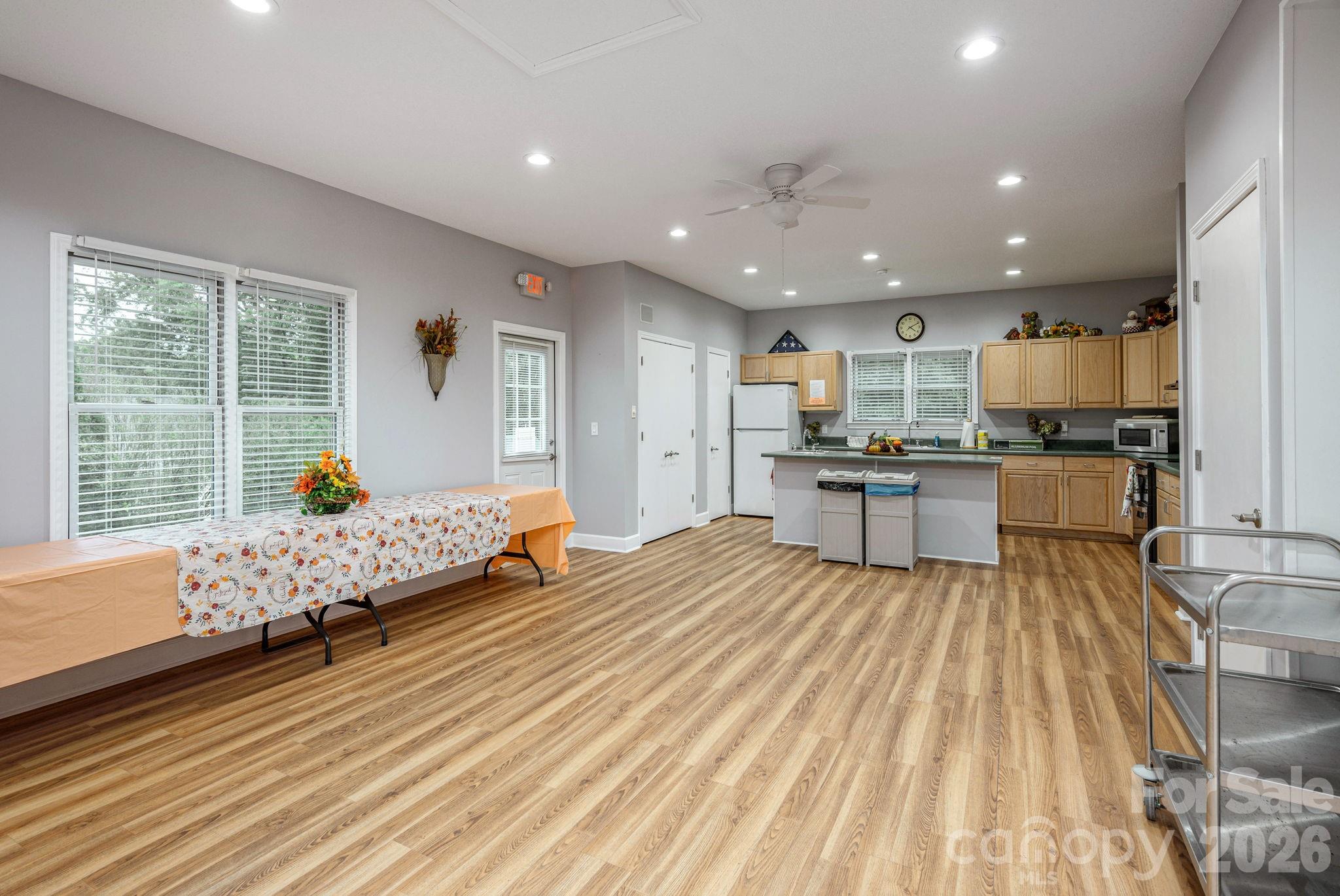 Single Family Residence at 27 Day Lilly Court, Hendersonville, photo 40 of 41