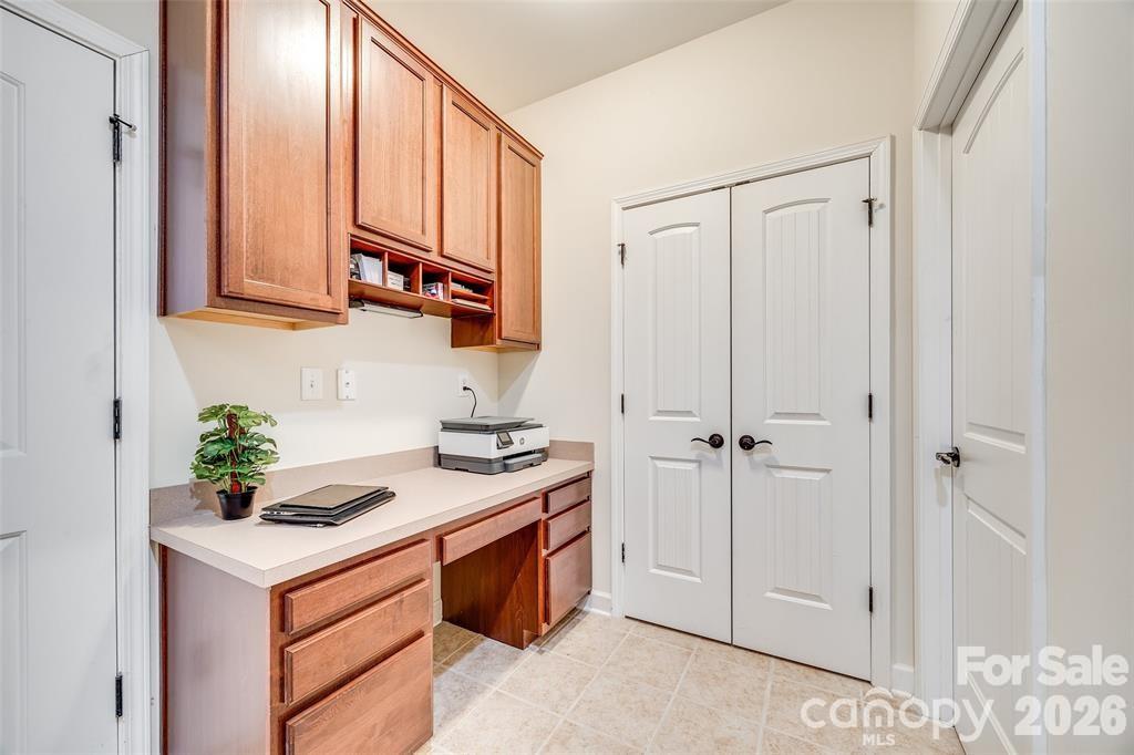 Townhouse at 2023 Aragon Lane, Gastonia, photo 11 of 19
