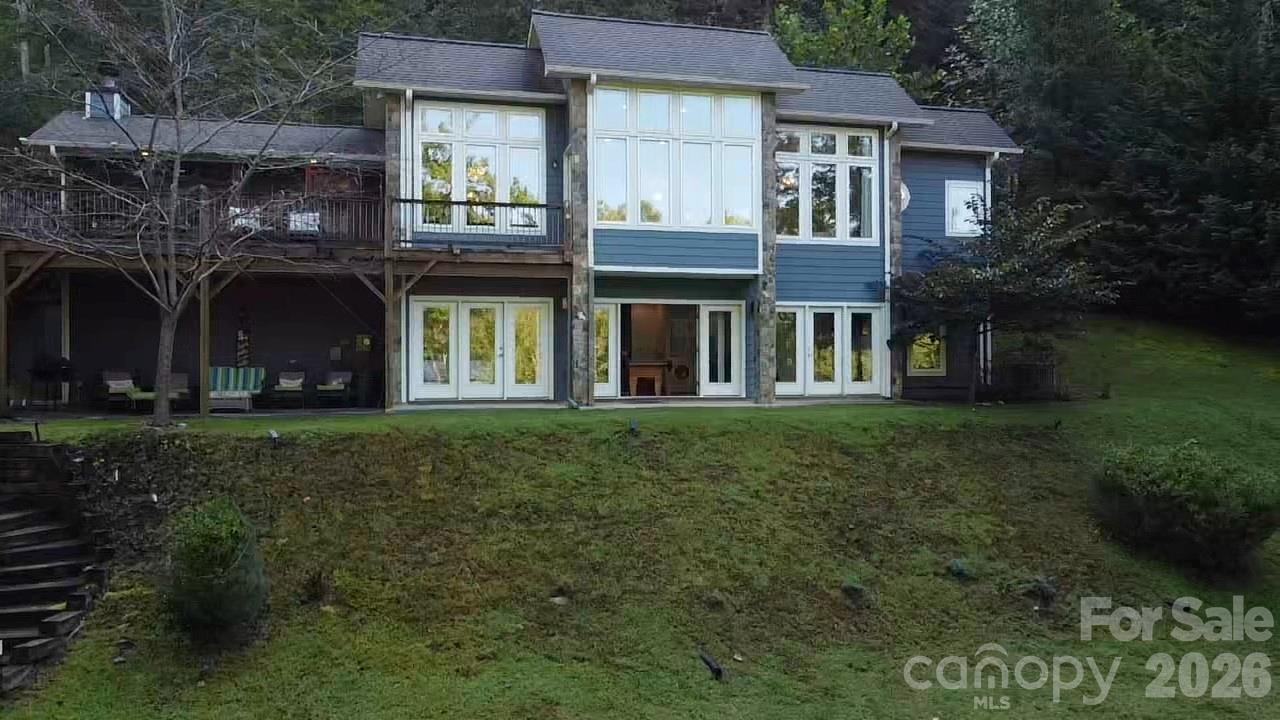 Single Family Residence at 1130 Lost River Trail, Hayesville, photo 12 of 48