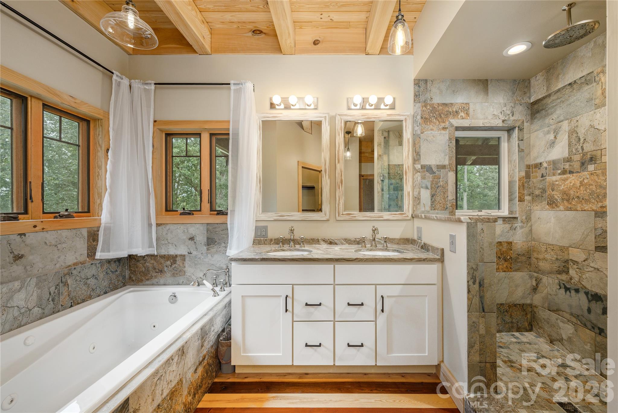 Single Family Residence at 10 Black Bear Valley Drive, Hendersonville, photo 16 of 33