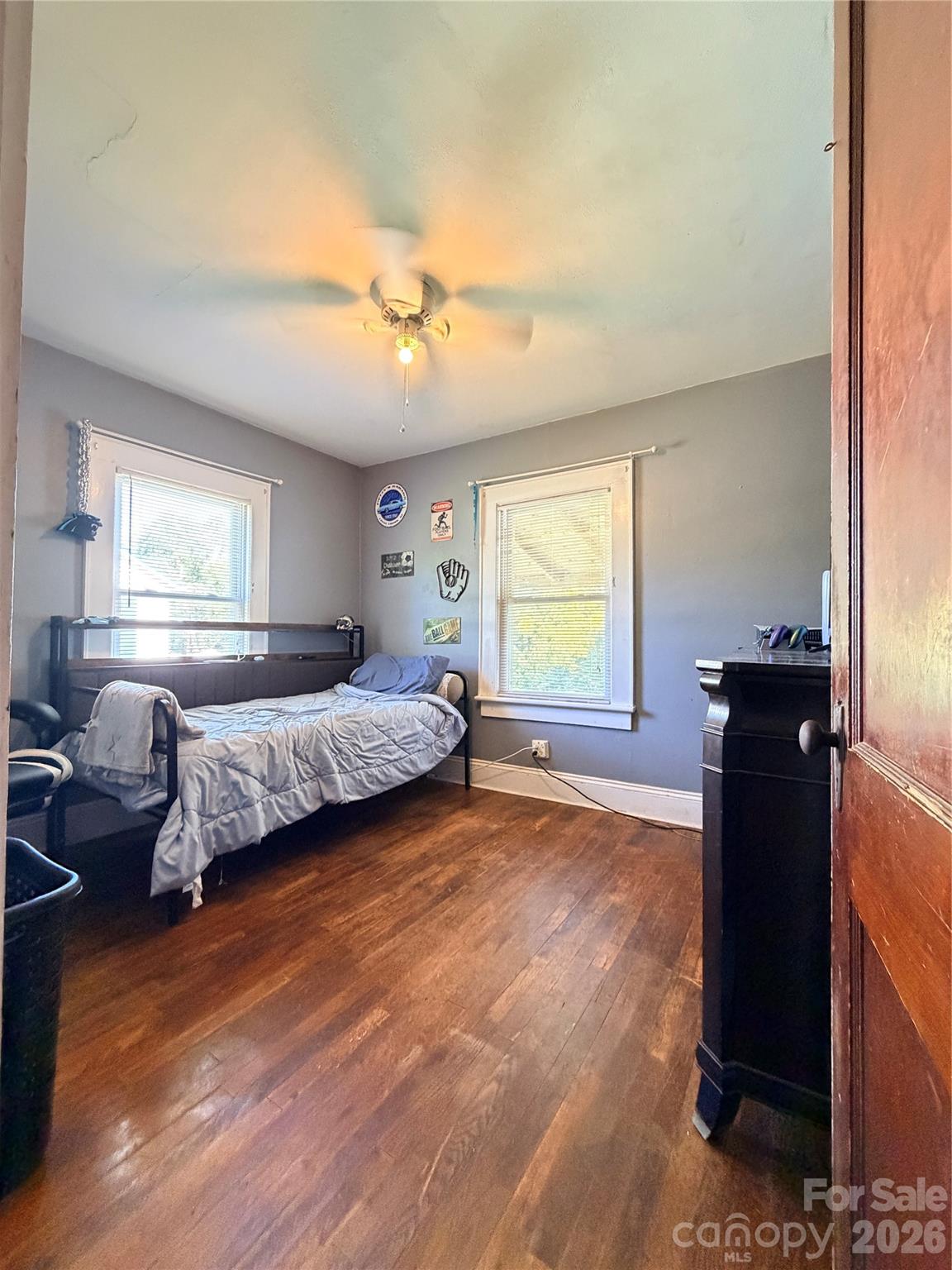 Single Family Residence at 321 21st Street SW, Hickory, photo 10 of 23