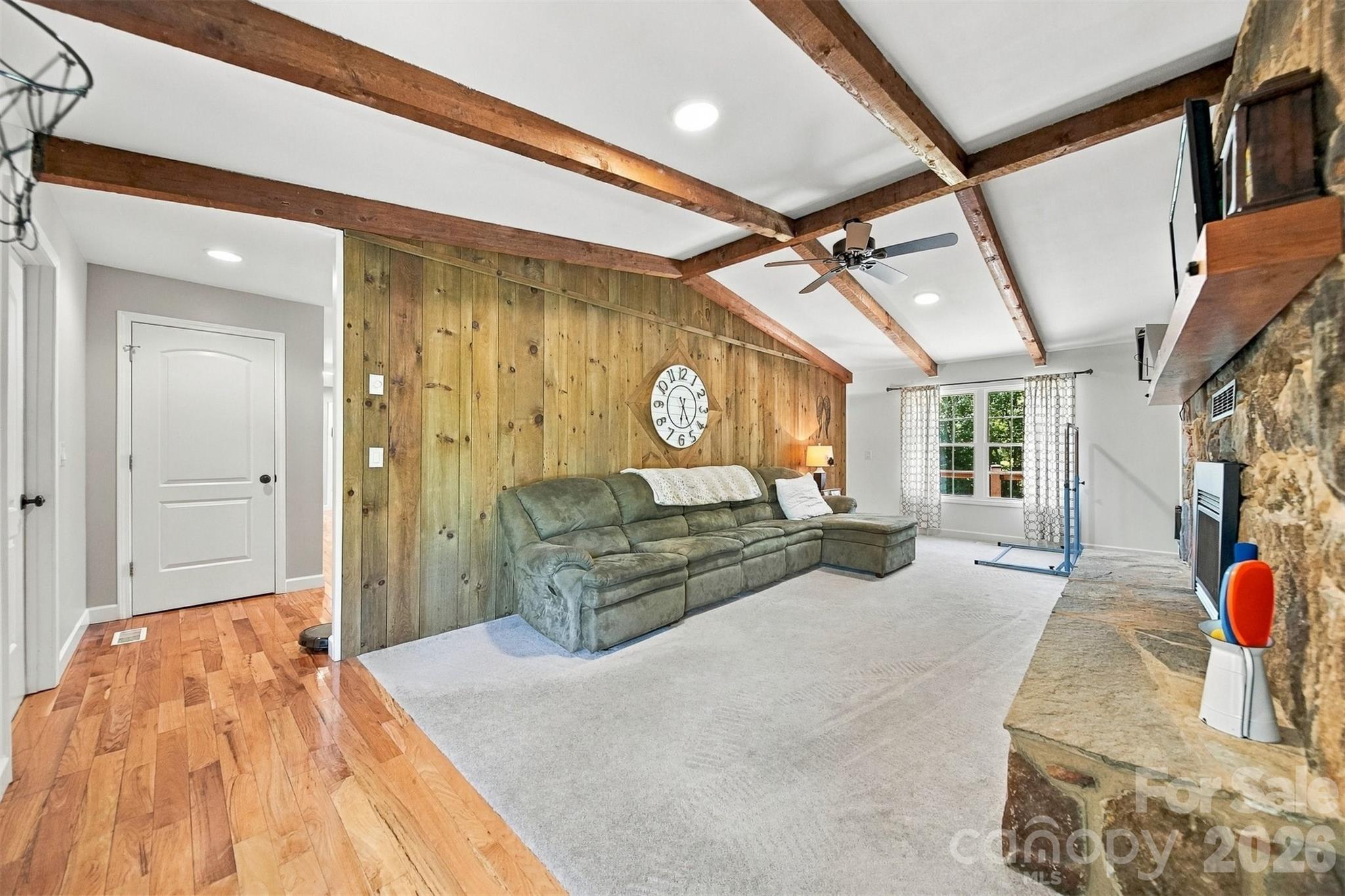 Family room - 2094 South Fork Drive, Morganton