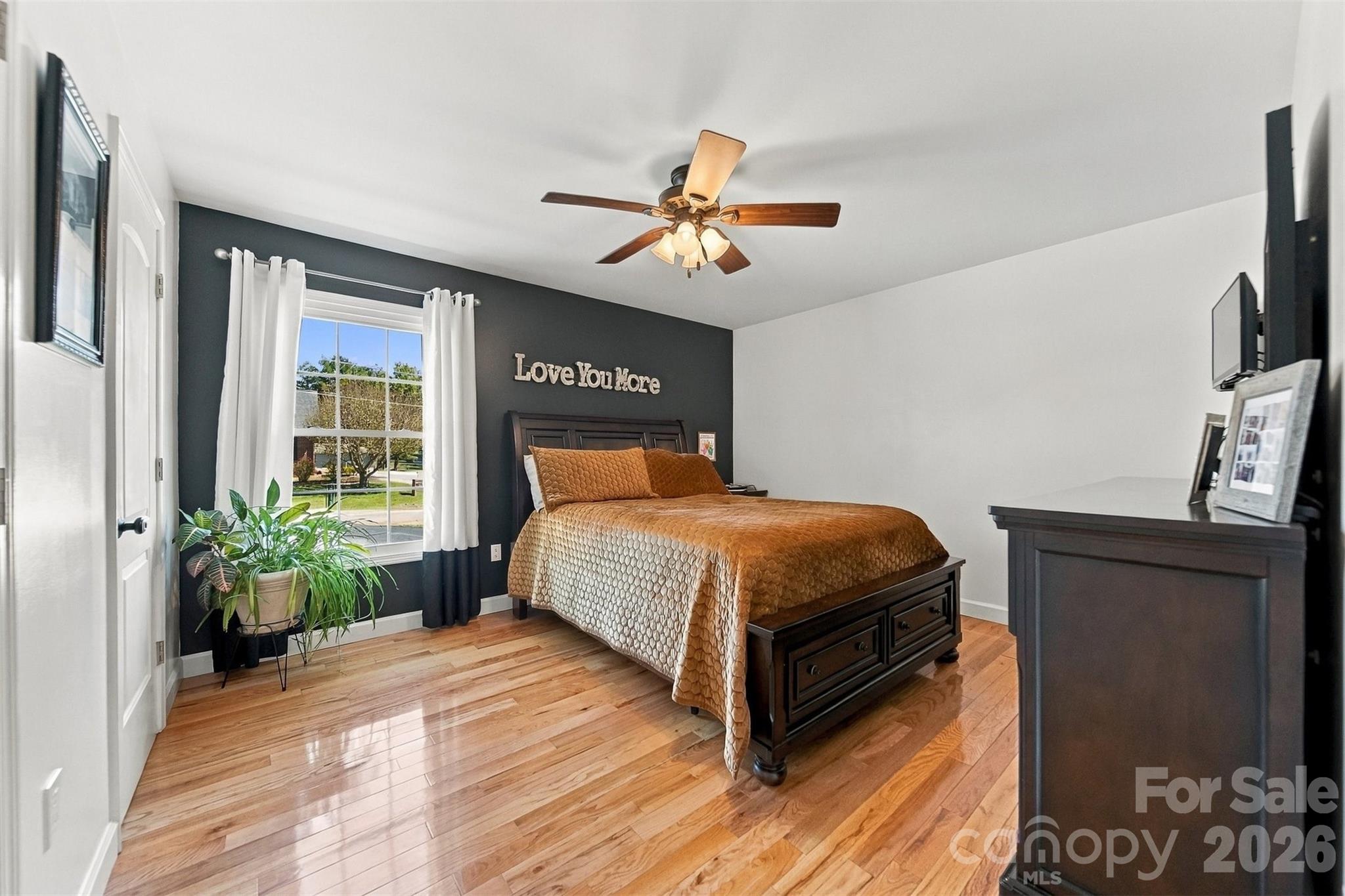 Primary bedroom - 2094 South Fork Drive, Morganton