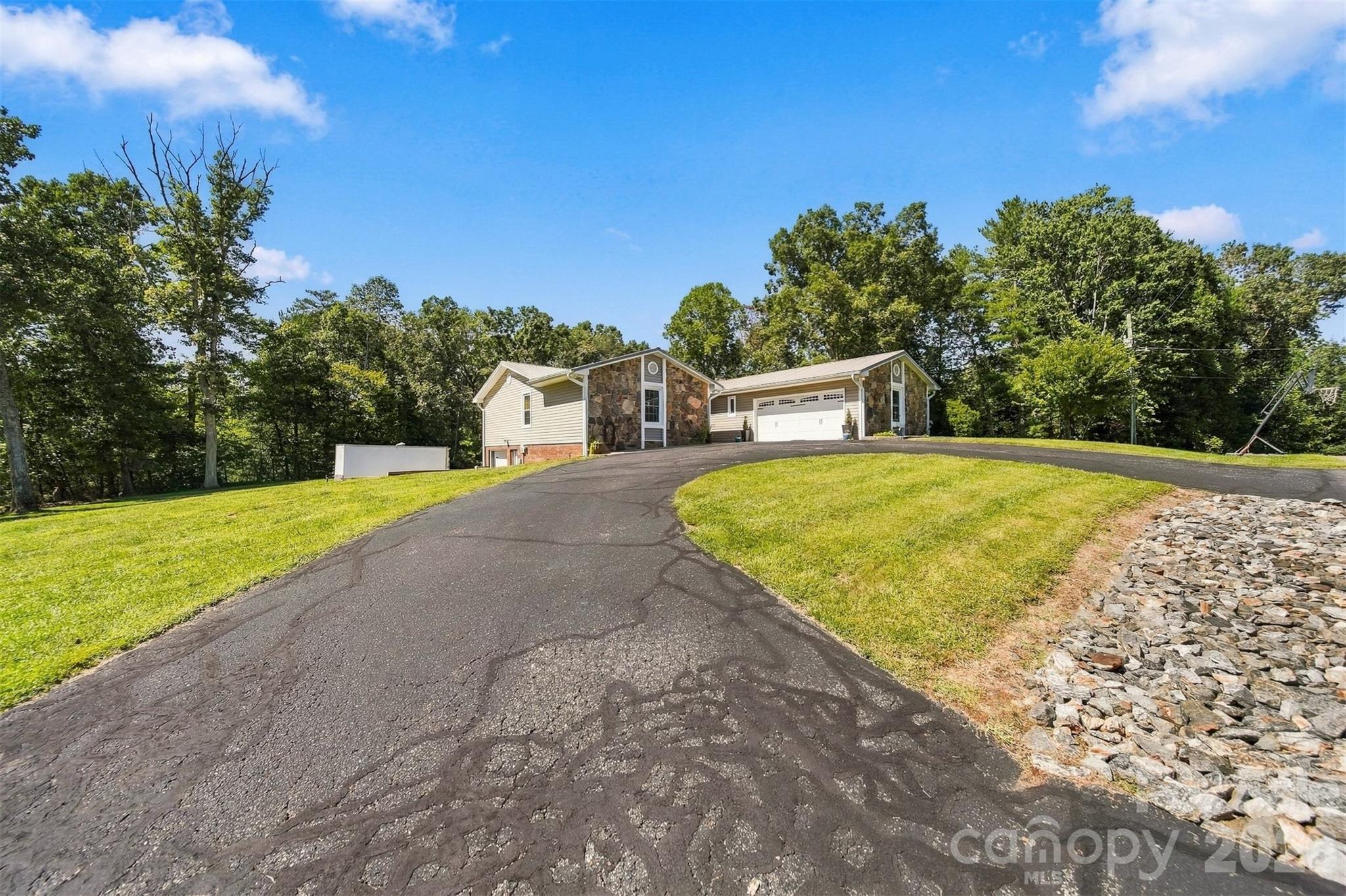 Single Family Residence at 2094 South Fork Drive, Morganton, photo 28 of 38