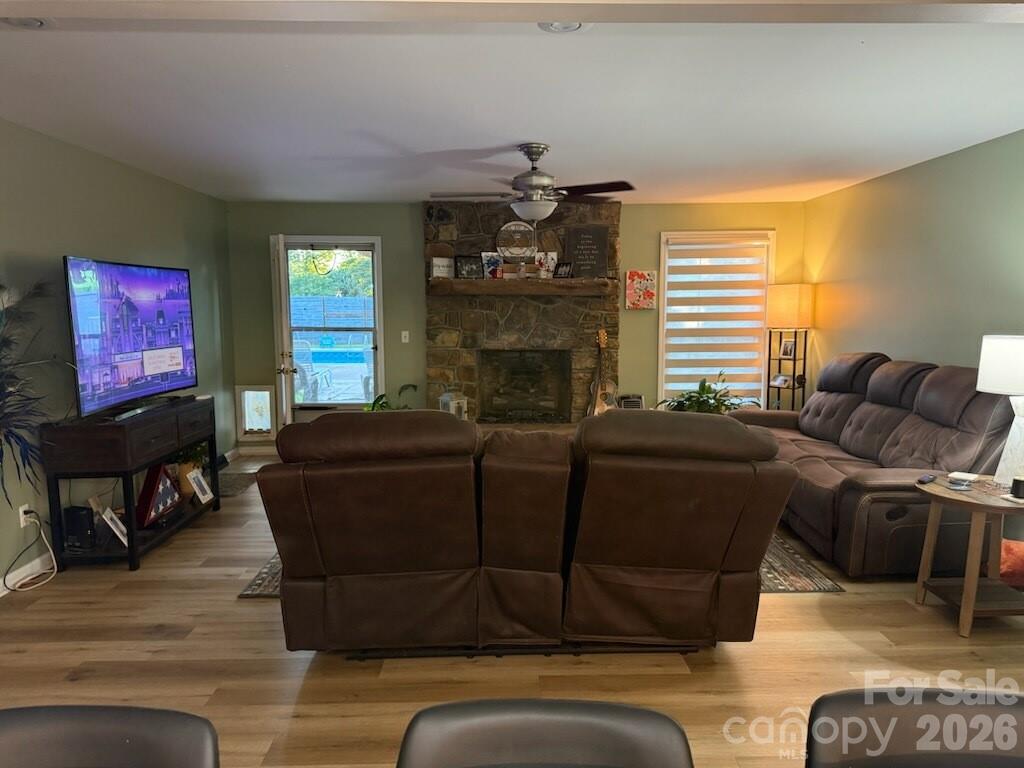 Greatroom - 110 Red Oak Lane, Salisbury