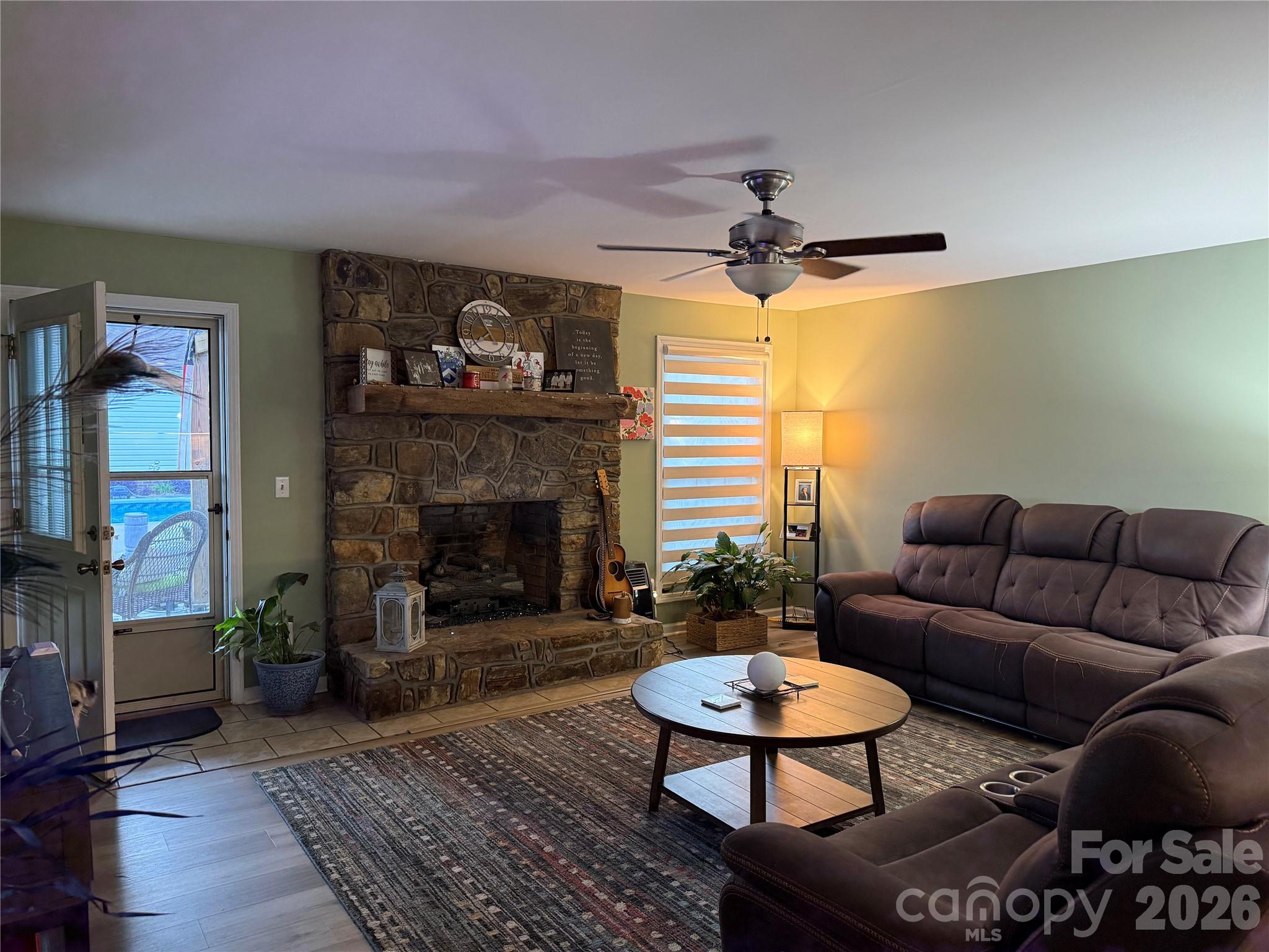 Greatroom 4 - 110 Red Oak Lane, Salisbury