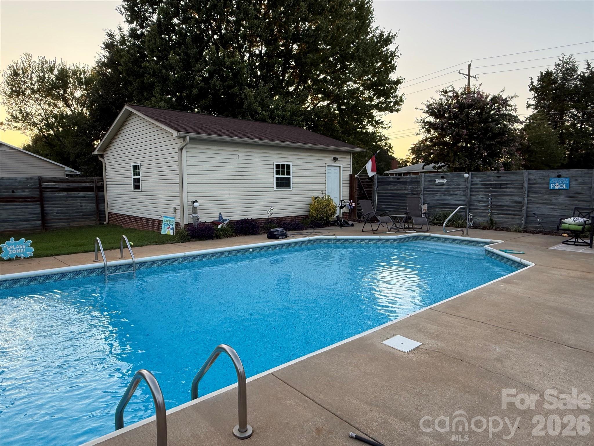 Pool and detached shop/garage 2 - 110 Red Oak Lane, Salisbury