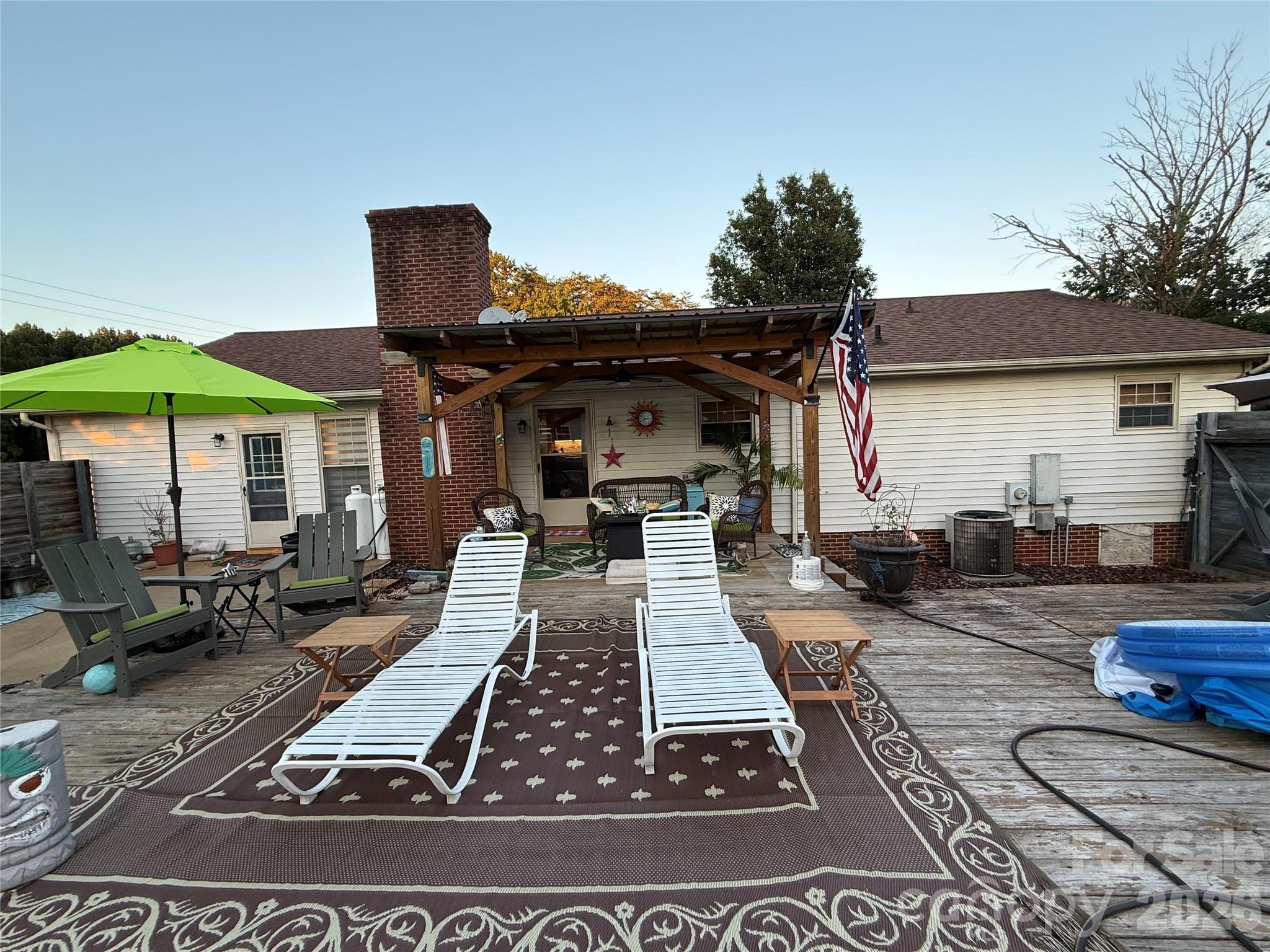 Deck - 110 Red Oak Lane, Salisbury