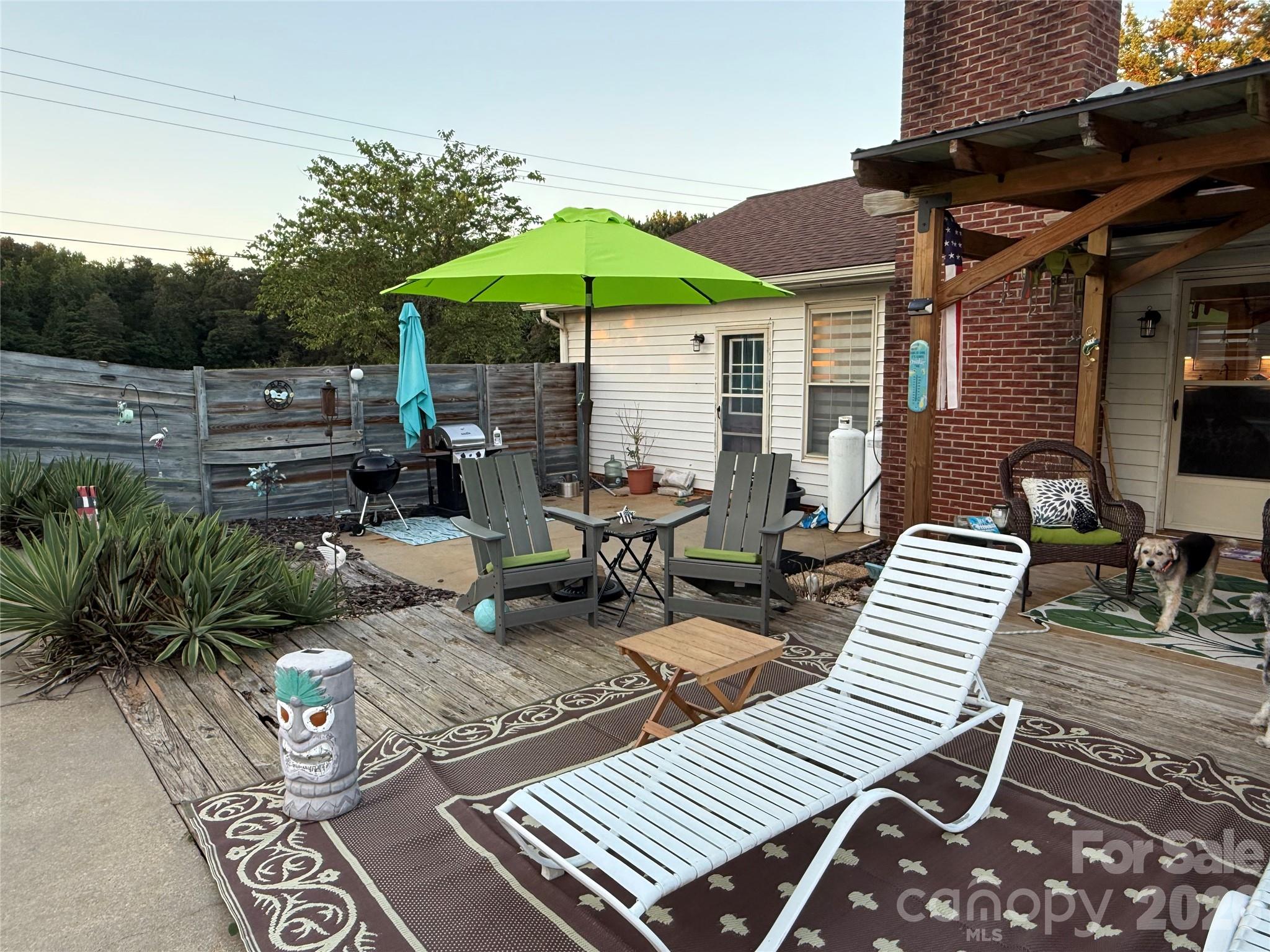 Deck 2 - 110 Red Oak Lane, Salisbury