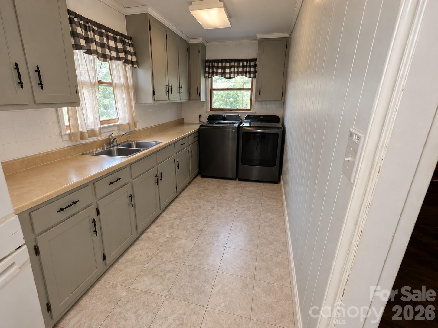 Single Family Residence at 9 Fleetwood Drive SW, Concord, photo 15 of 23