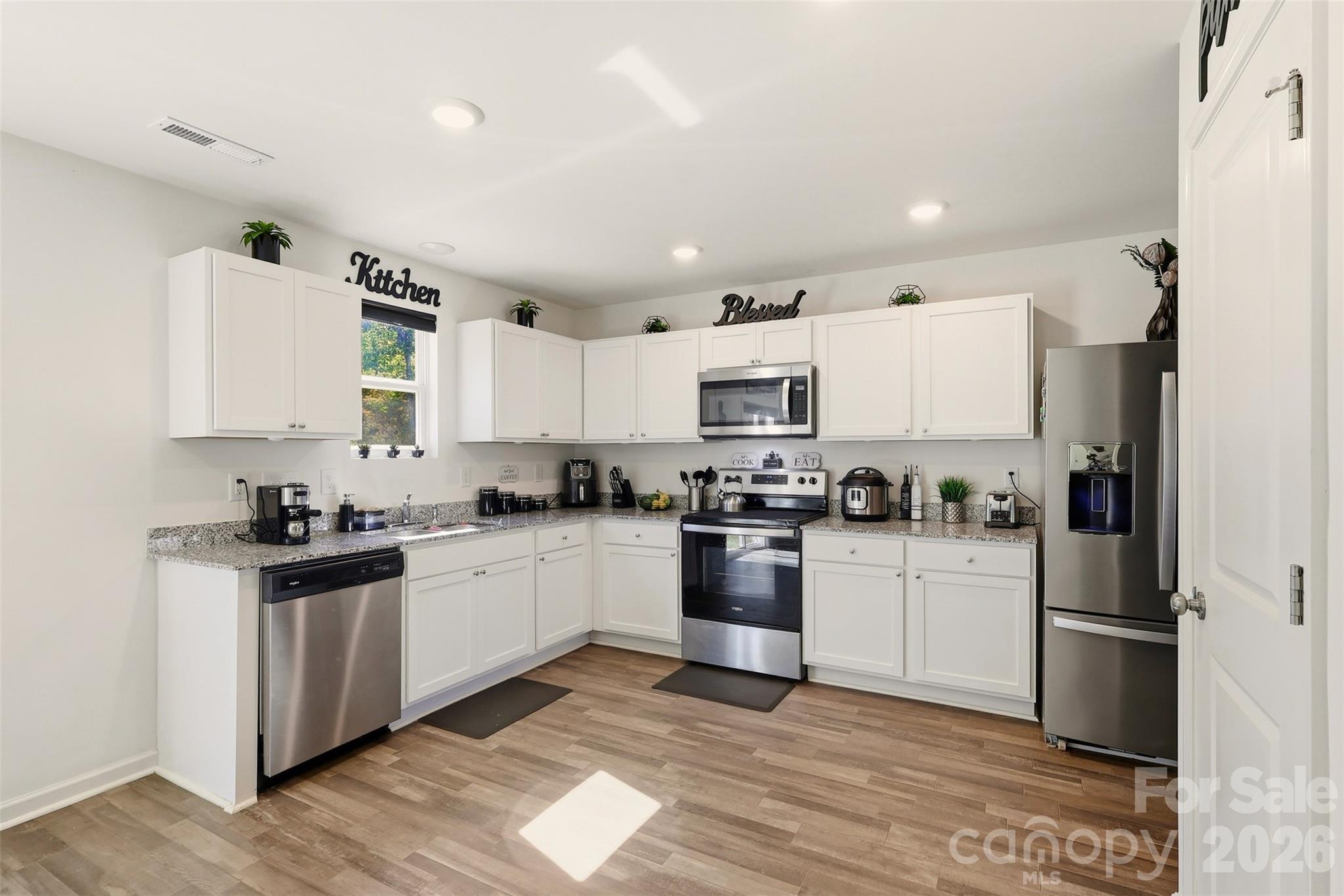 Single Family Residence at 1684 Pen Oak Drive, Asheboro, photo 10 of 53