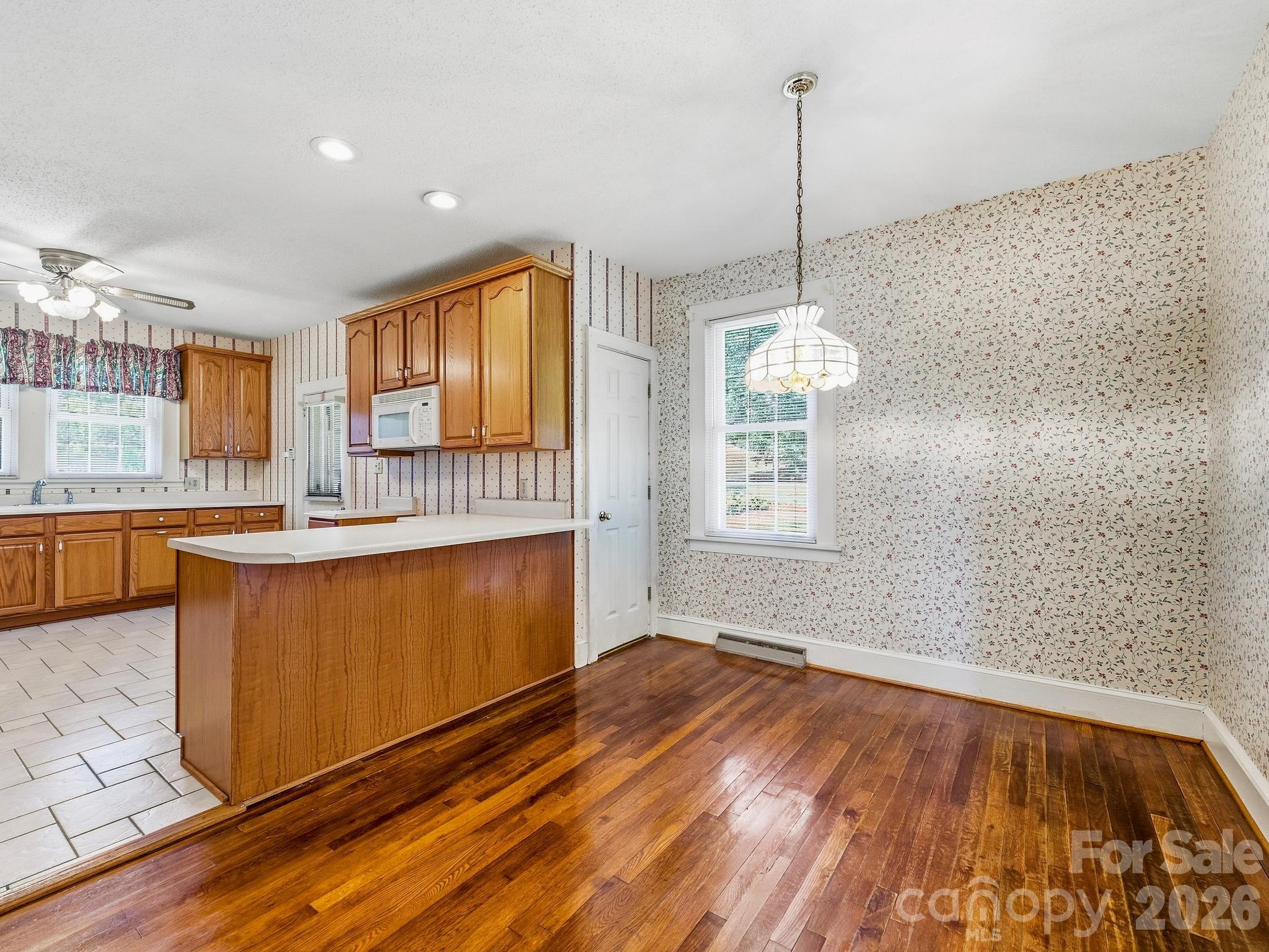 Real hardwood floors - 1308 Charlotte Highway, Fairview