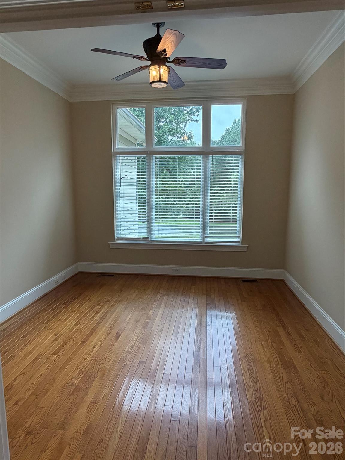 Single Family Residence at 137 Wildwood Cove, Mooresville, photo 11 of 48