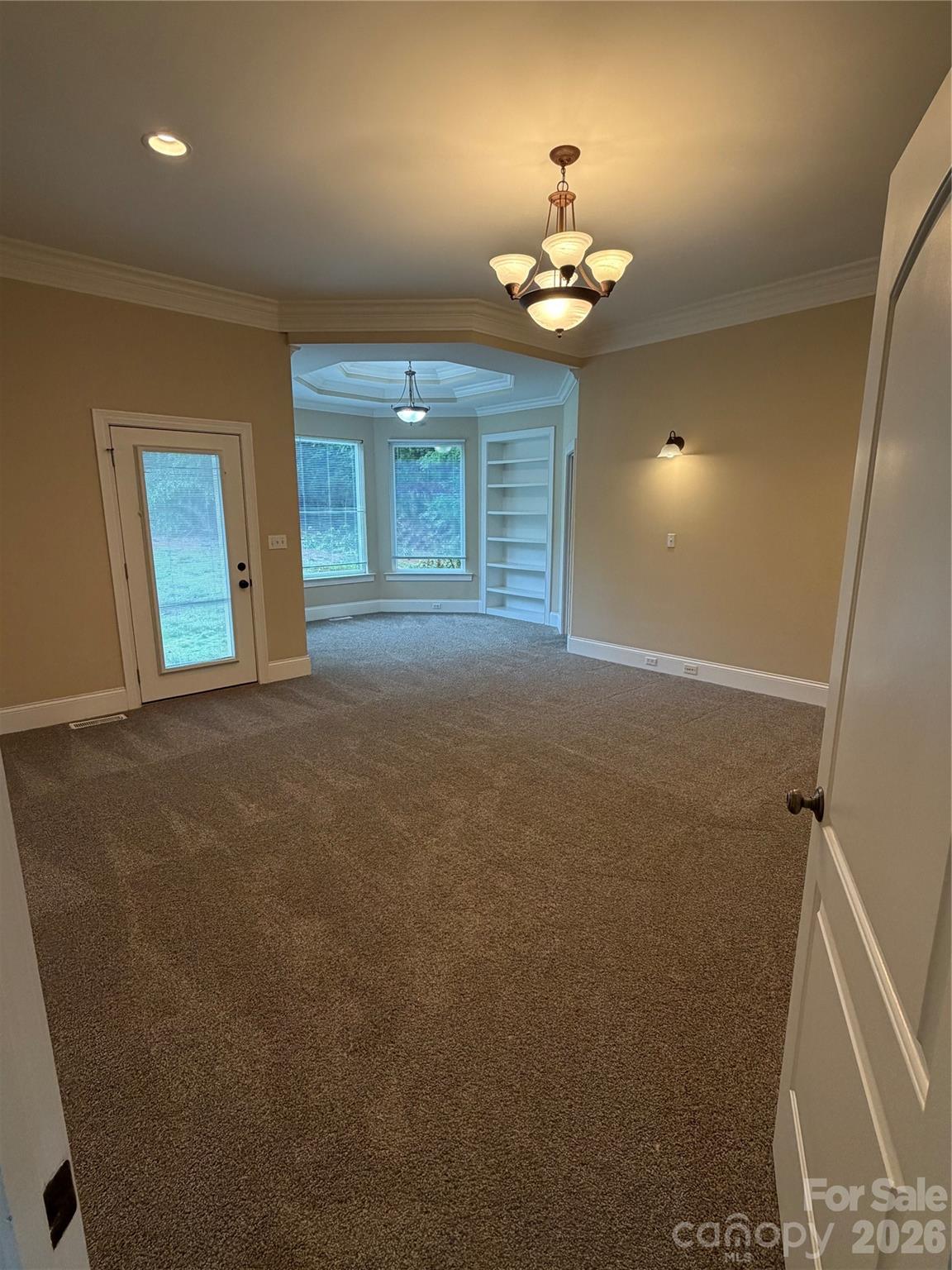 Single Family Residence at 137 Wildwood Cove, Mooresville, photo 13 of 48