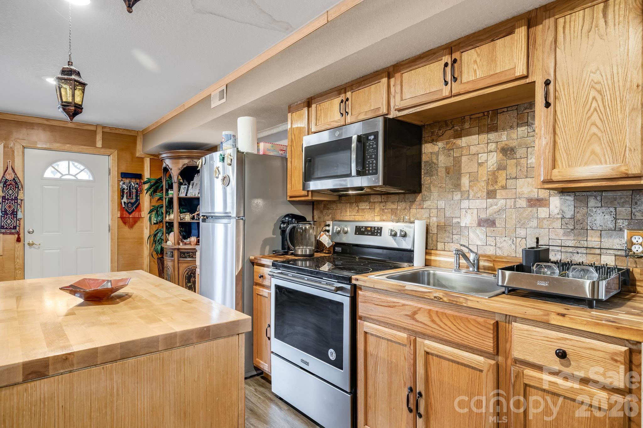 Single Family Residence at 254 Jupiter Road, Weaverville, photo 28 of 47