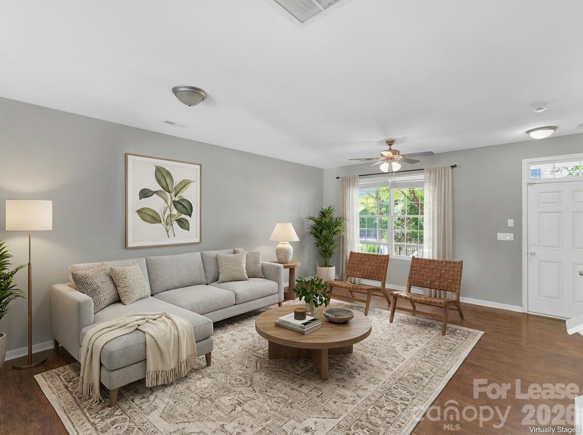 Townhouse at 13450 Delstone Drive, Huntersville, photo 7 of 18
