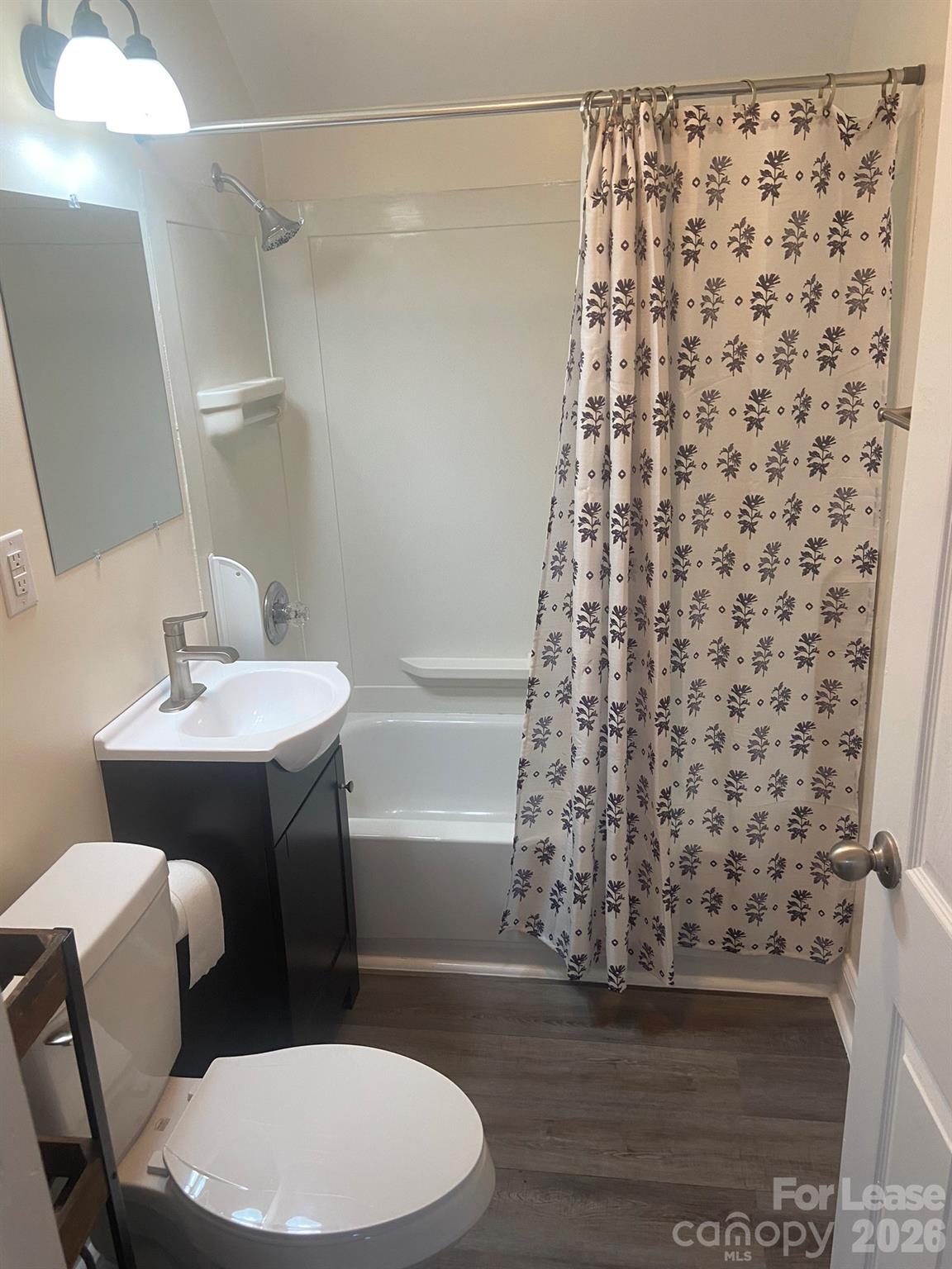 Bathroom - 14 Douglas Avenue, Concord