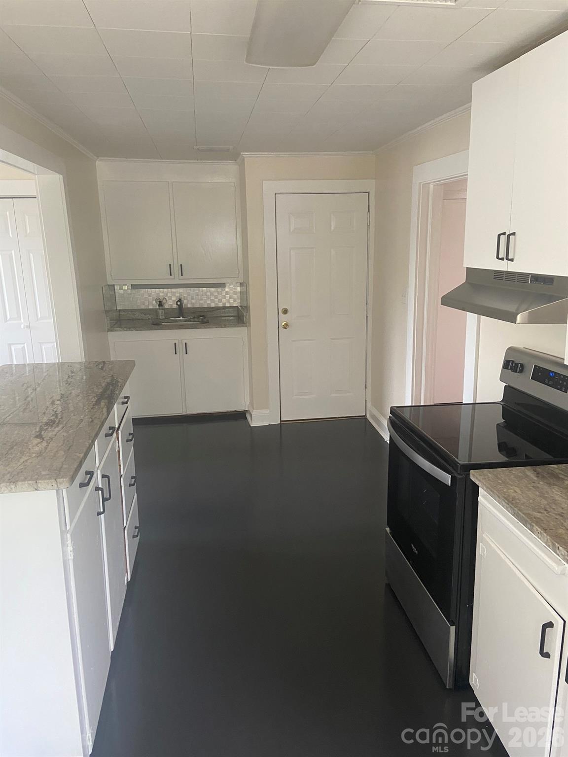 Kitchen - 14 Douglas Avenue, Concord