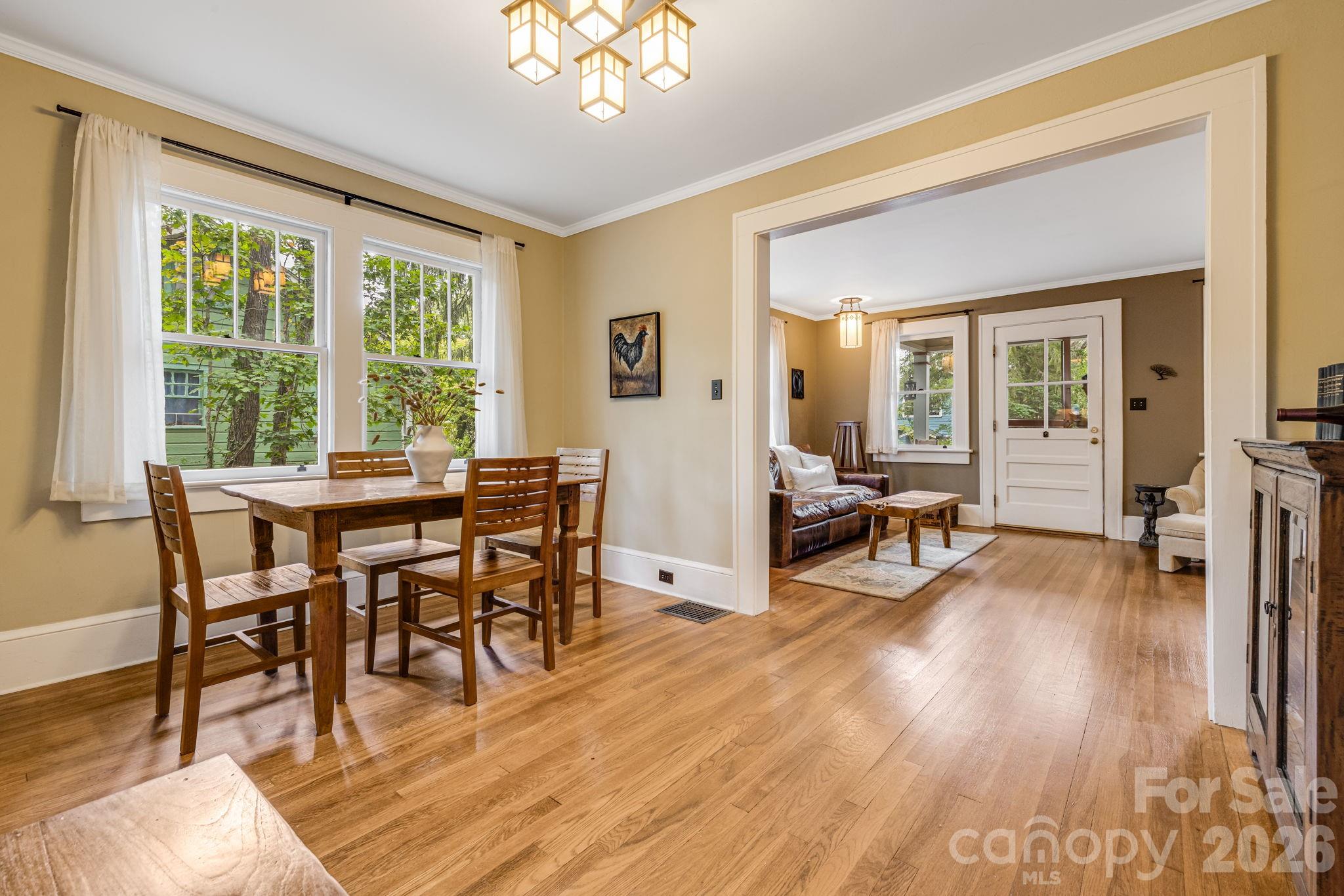 Single Family Residence at 15 Rosewood Avenue, Asheville, photo 10 of 25