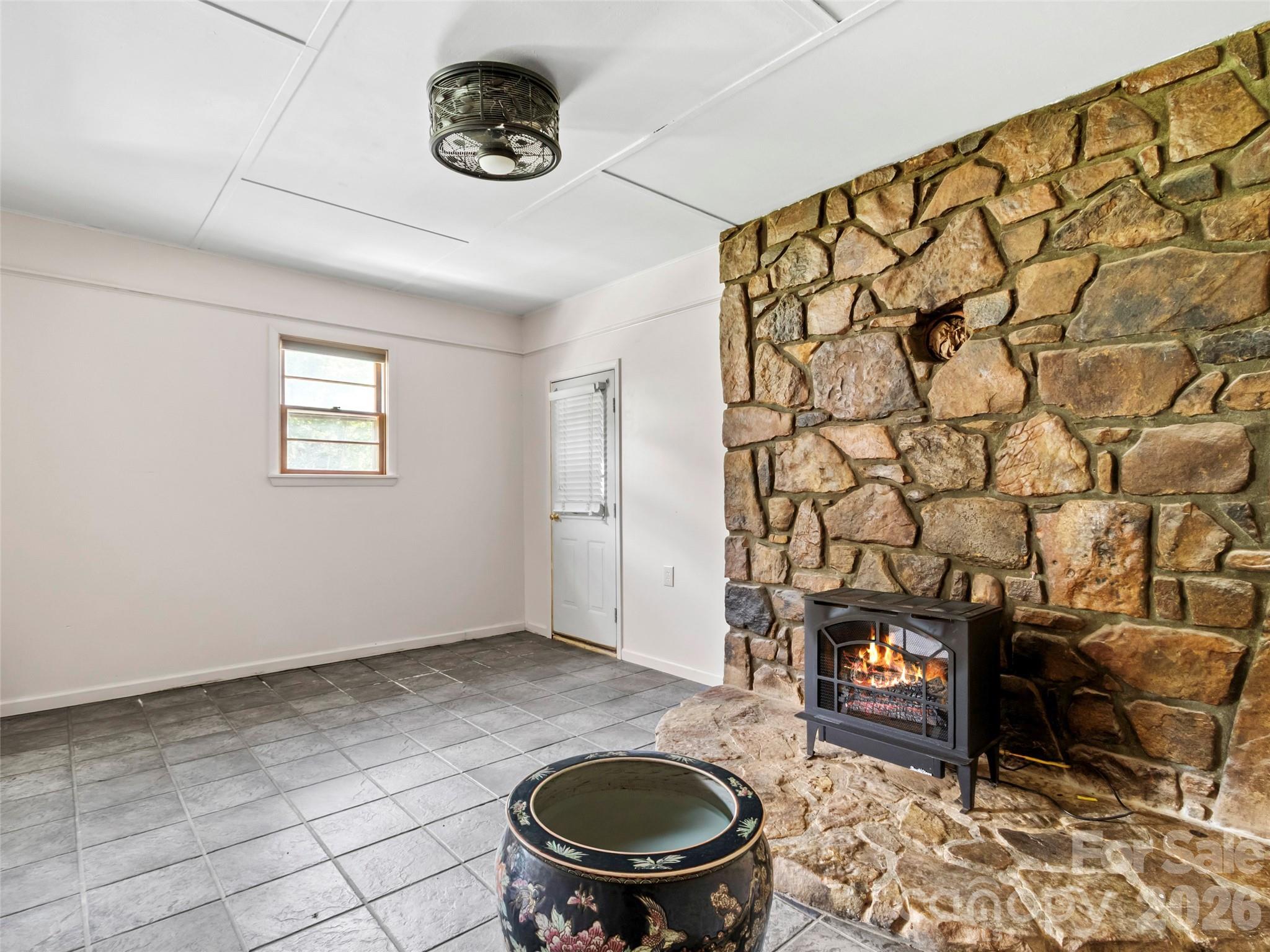 Single Family Residence at 1878 Bolens Creek Road, Burnsville, photo 12 of 35