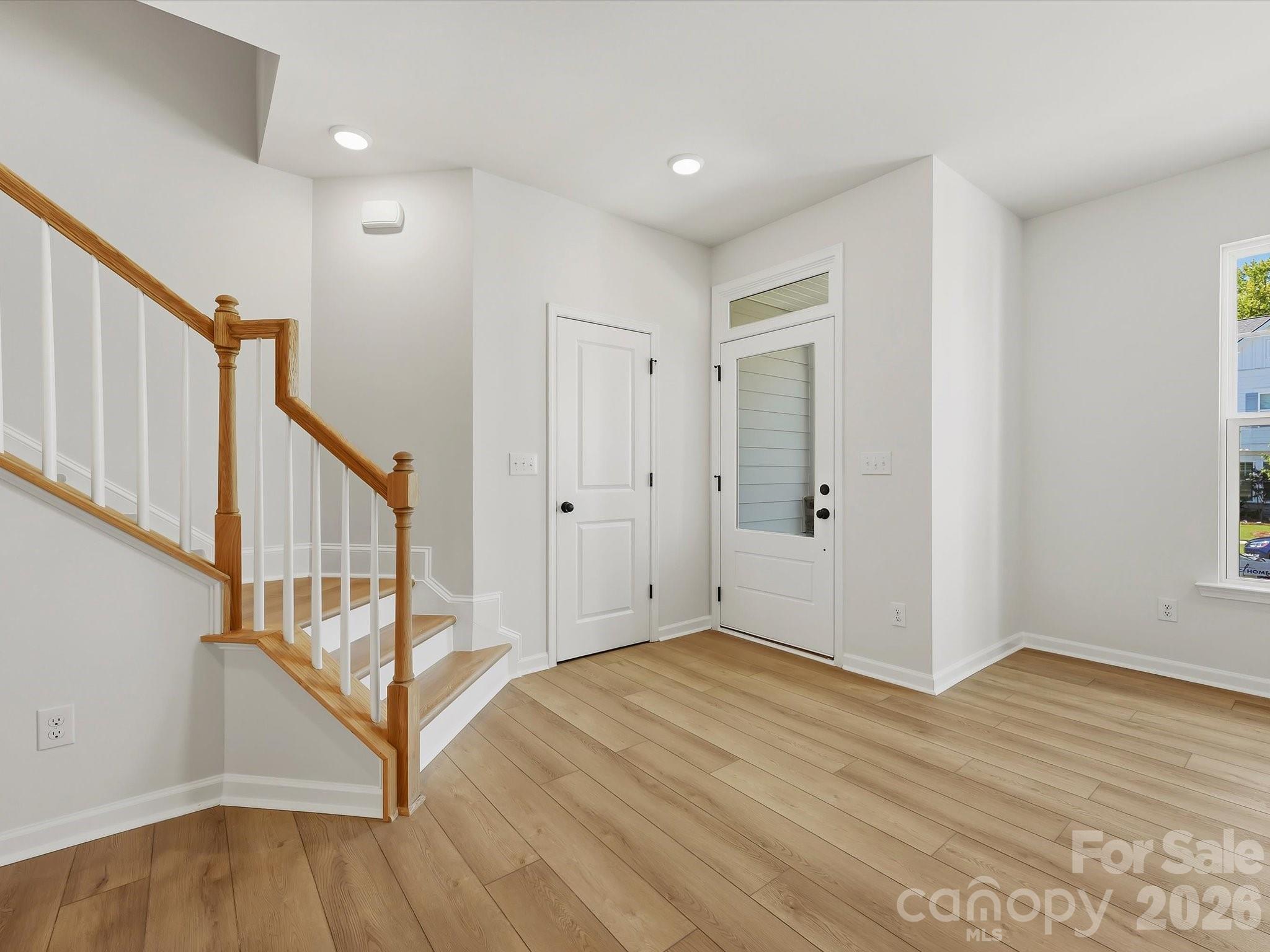 Townhouse at 10024 Mamillion Drive, Huntersville, photo 4 of 27