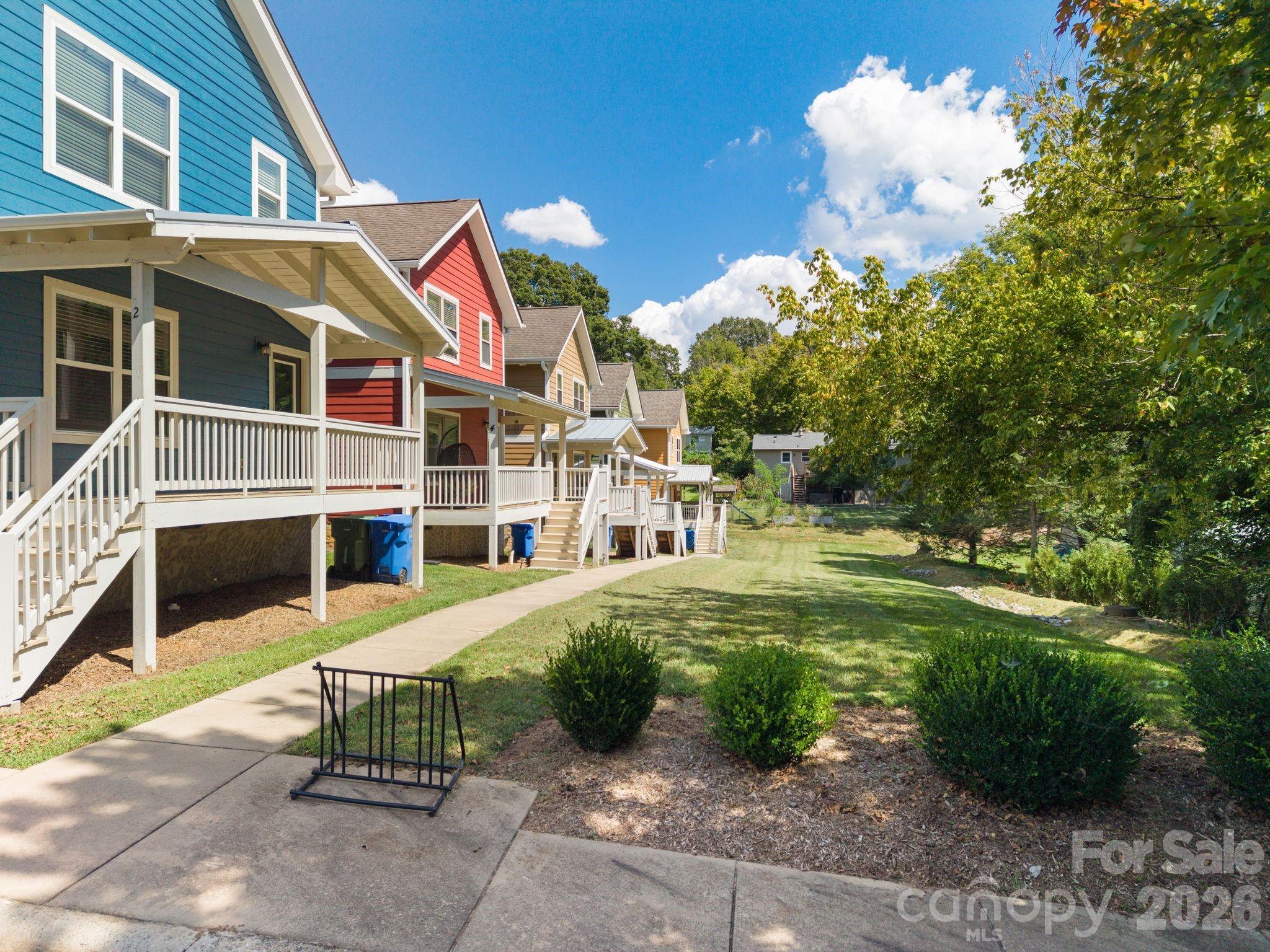 Single Family Residence at 8 Cottage Cove Lane, Asheville, photo 33 of 33