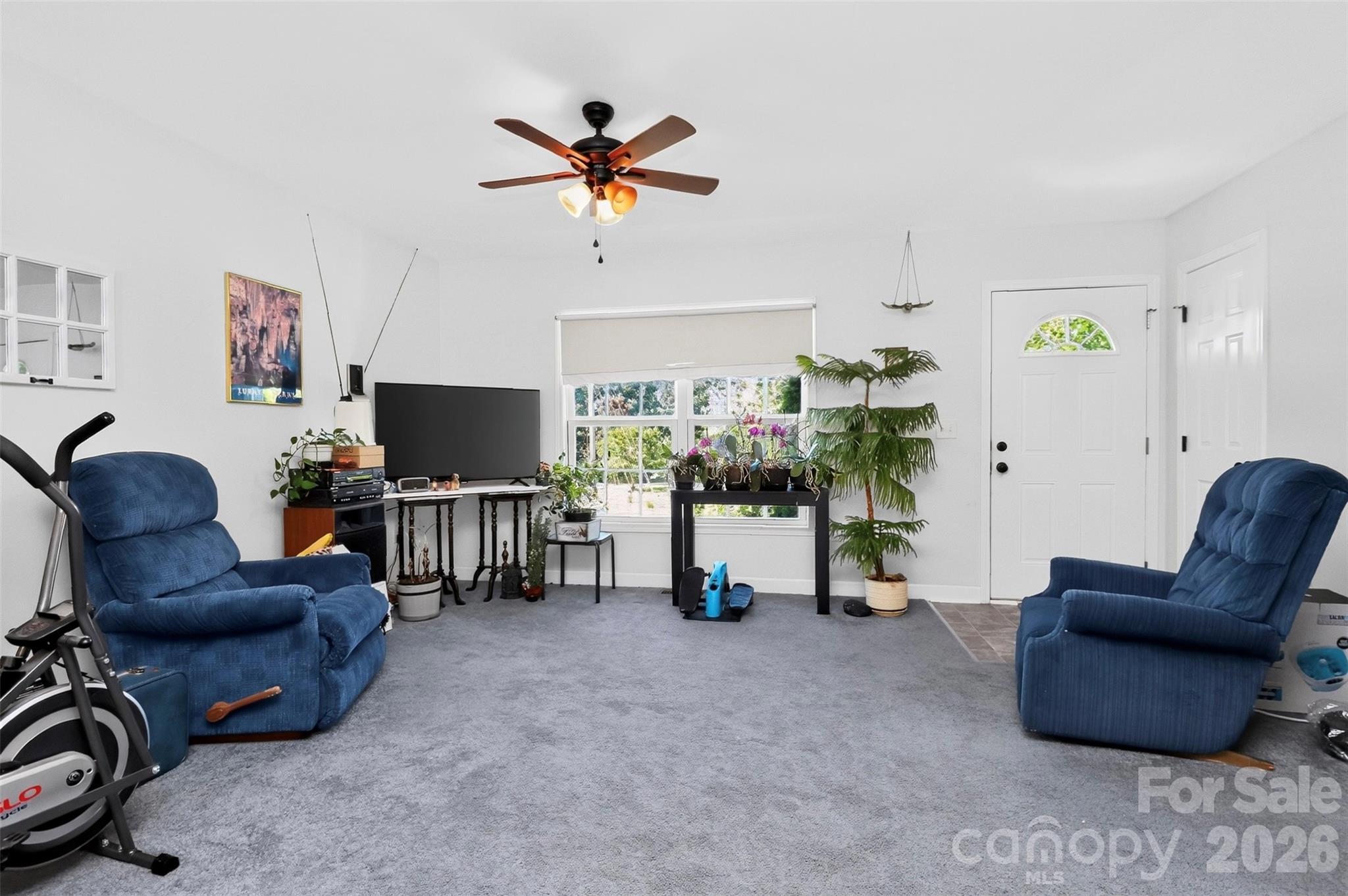 Single Family Residence at 2454 Oak Valley Lane, Maiden, photo 7 of 45