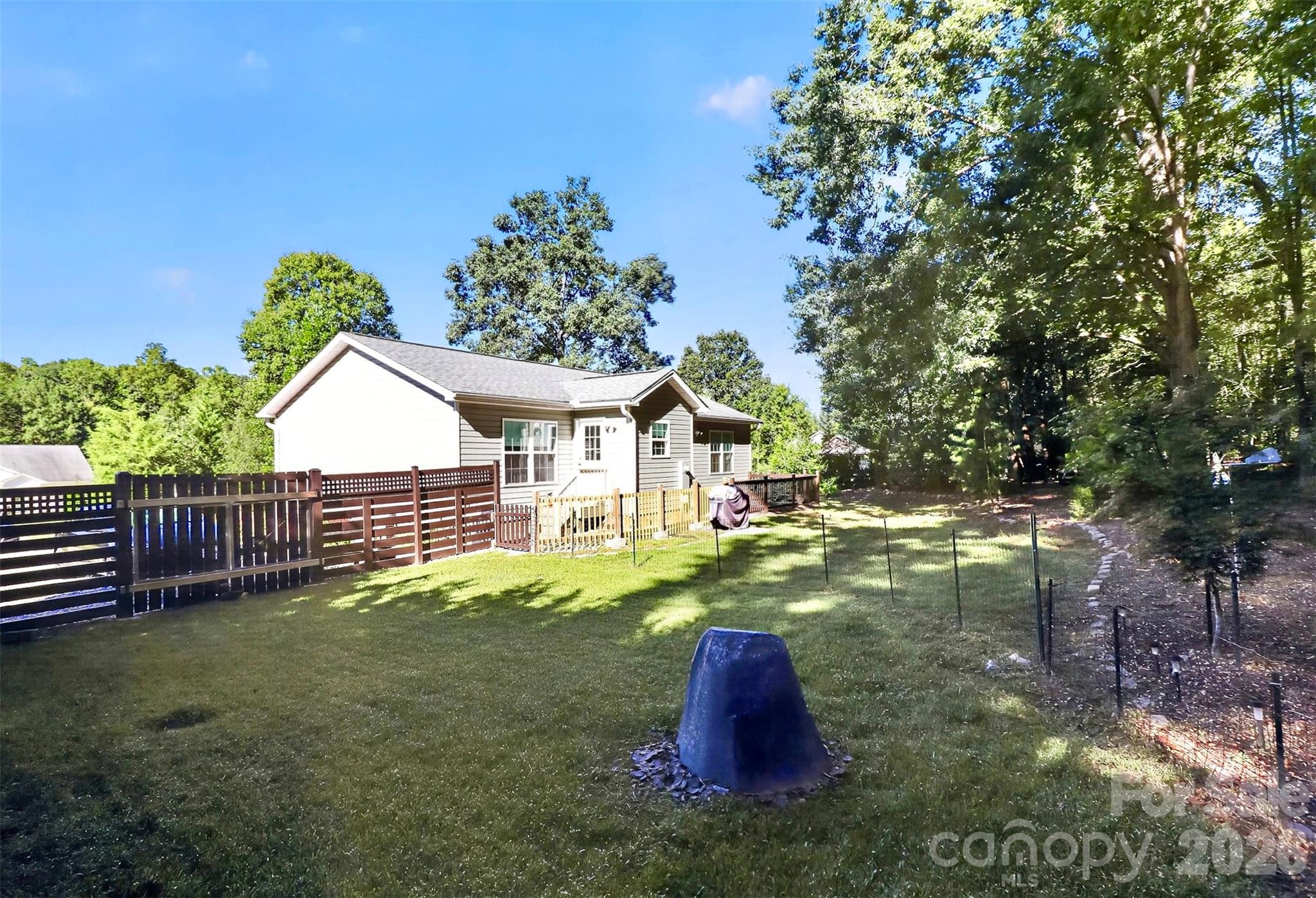 Single Family Residence at 2454 Oak Valley Lane, Maiden, photo 31 of 45