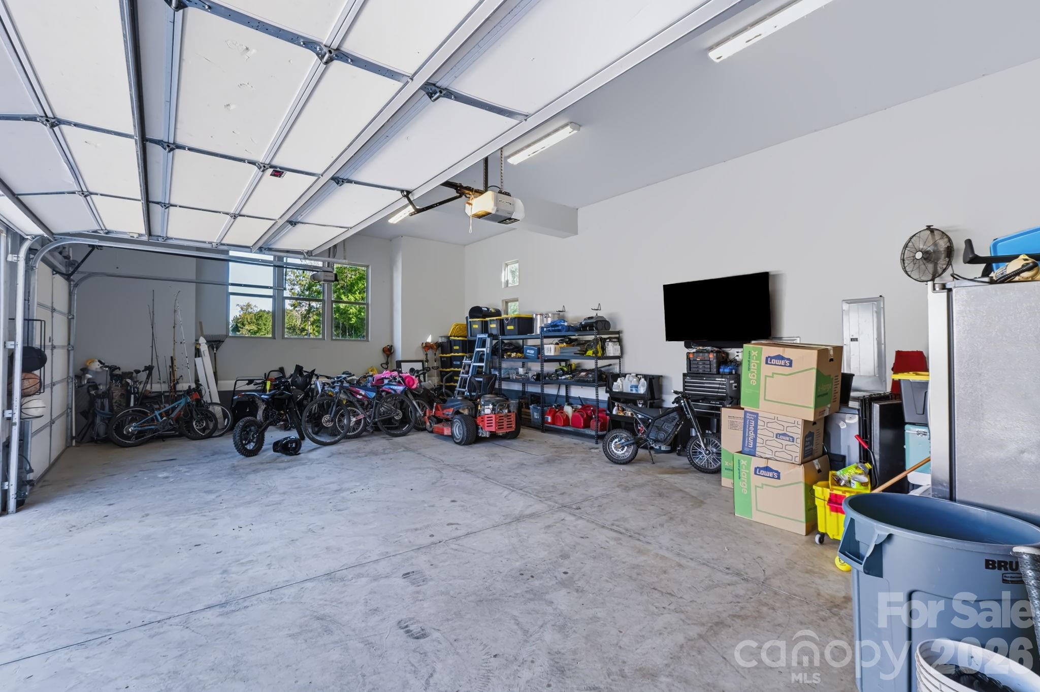 Garage - 7001 W Duncan Road, Indian Trail