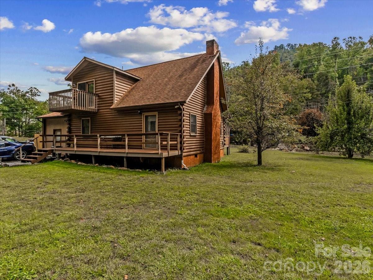 Single Family Residence at 3206 Fork Mountain Road, Bakersville, photo 5 of 34