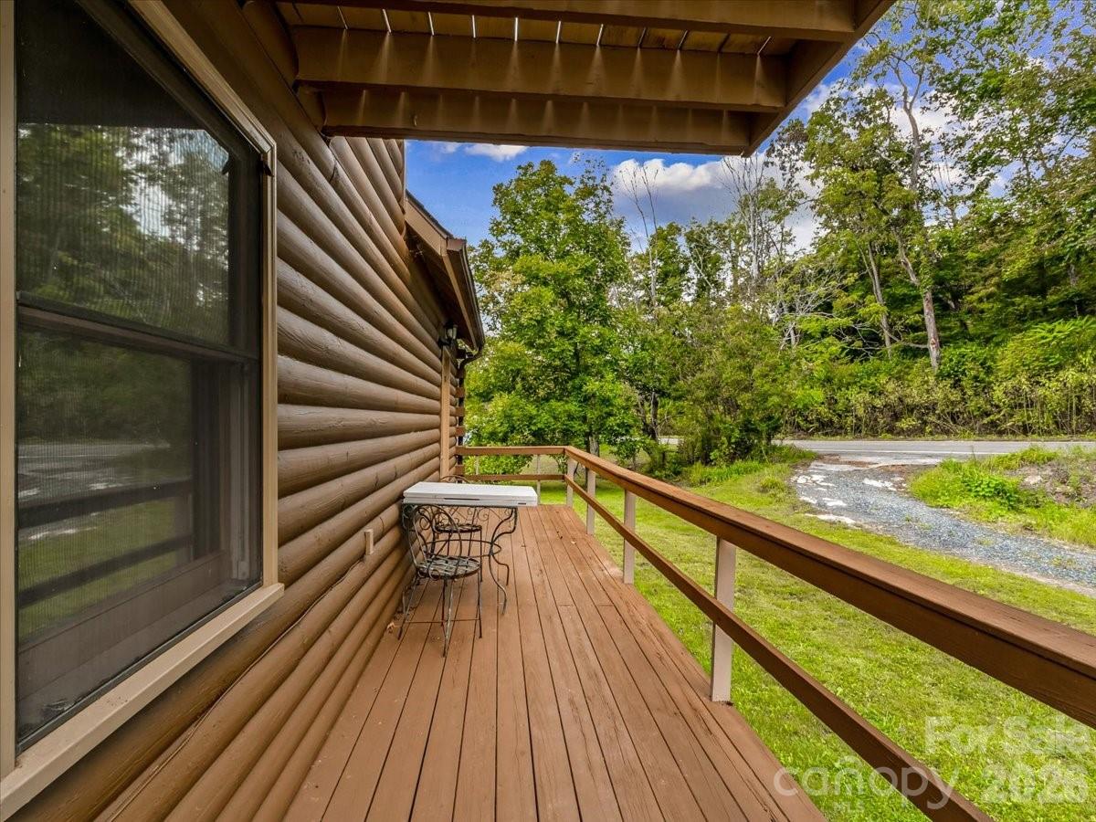 Single Family Residence at 3206 Fork Mountain Road, Bakersville, photo 6 of 34