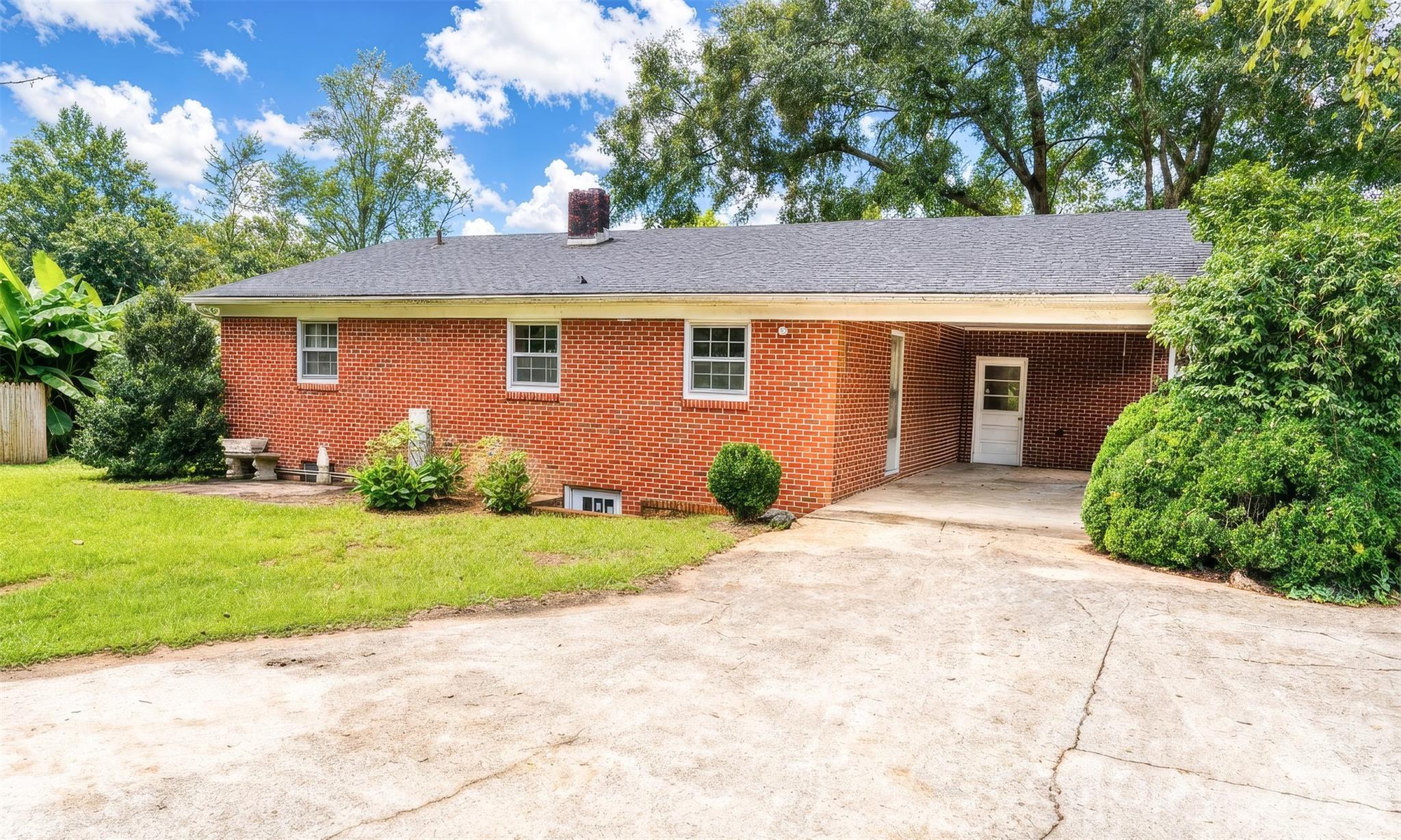 Single Family Residence at 1167 Piedmont Road, Morganton, photo 2 of 18