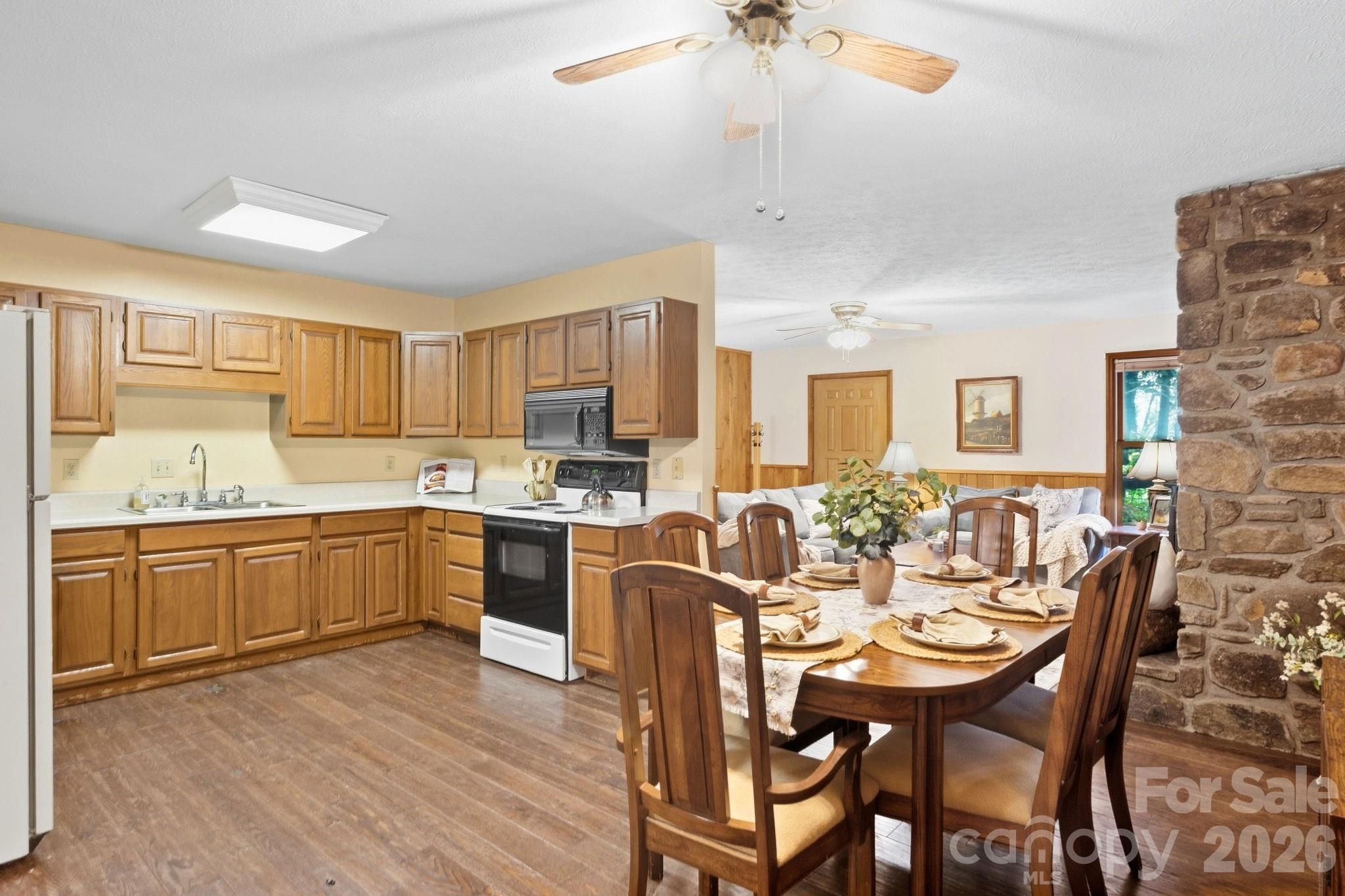 Single Family Residence at 1424 Big Cove Road, Waynesville, photo 8 of 38