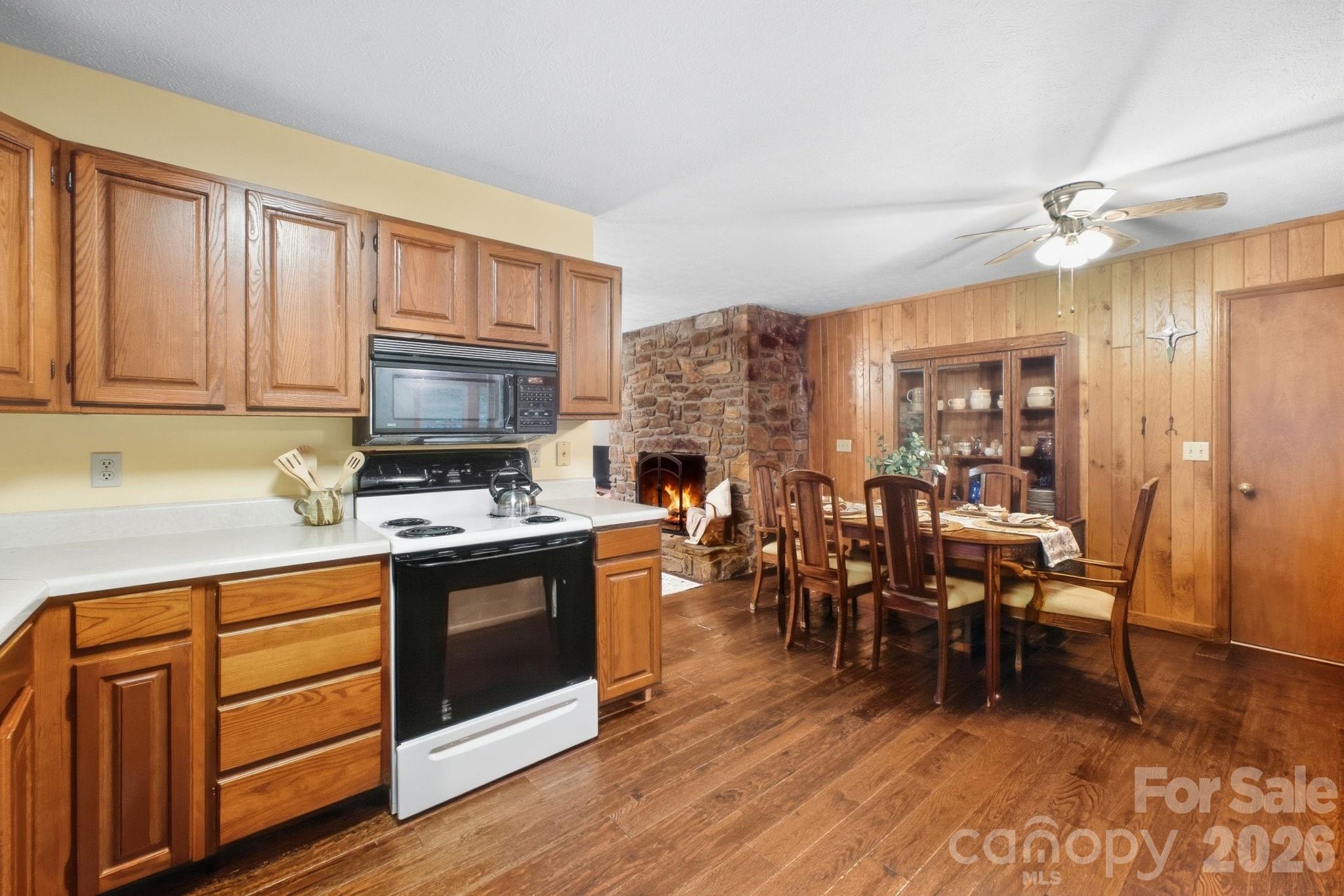 Single Family Residence at 1424 Big Cove Road, Waynesville, photo 10 of 38